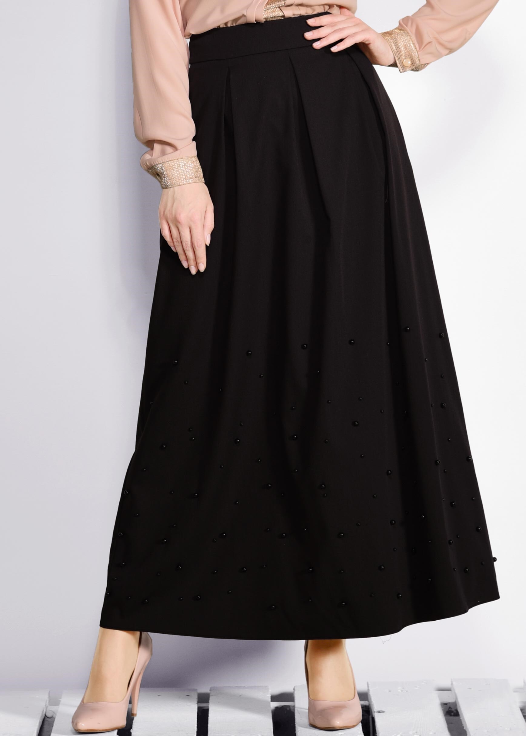 Tesettür giyim SİYAH İNCİLİ PİLELİ ETEK 6187