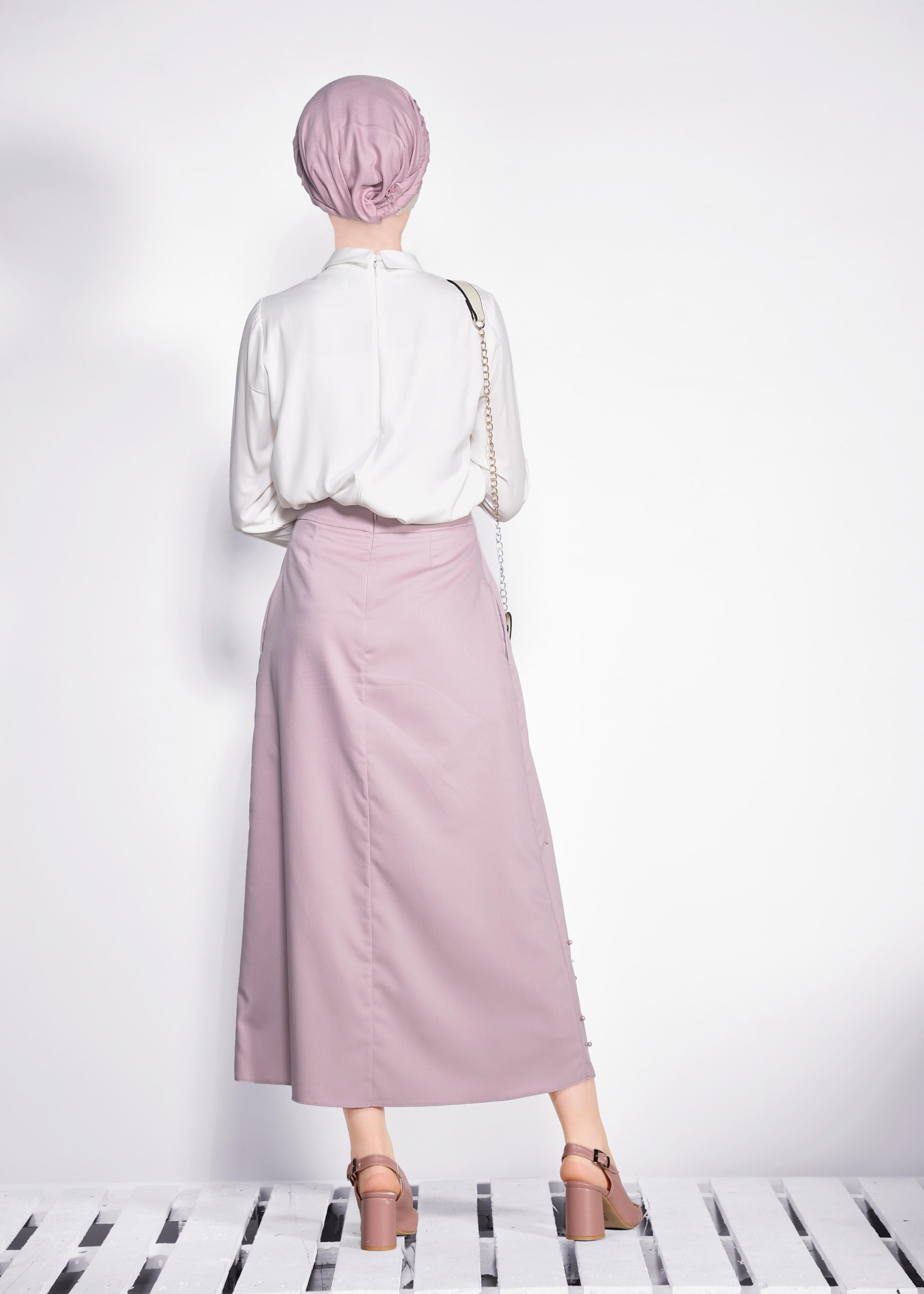 Tesettür giyim PUDRA İNCİLİ PİLELİ ETEK 6187