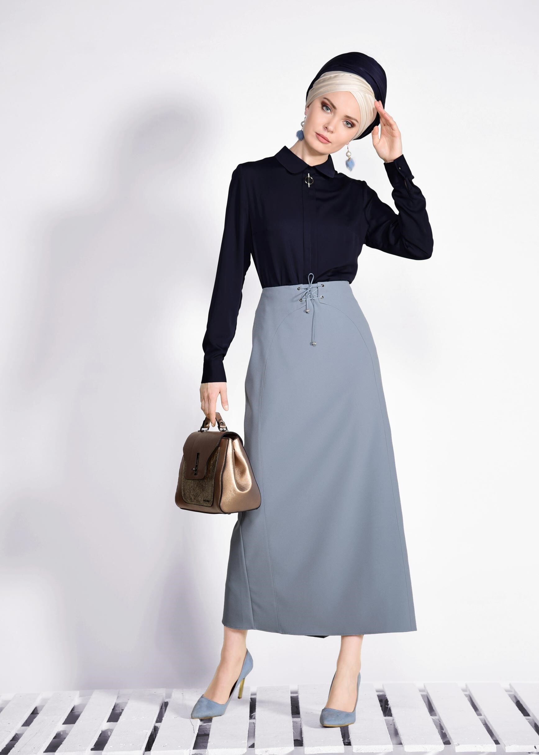 Tesettür giyim MAVİ BAĞCIK DETAYLI GİZLİ YIRTMAÇLI ETEK 6188