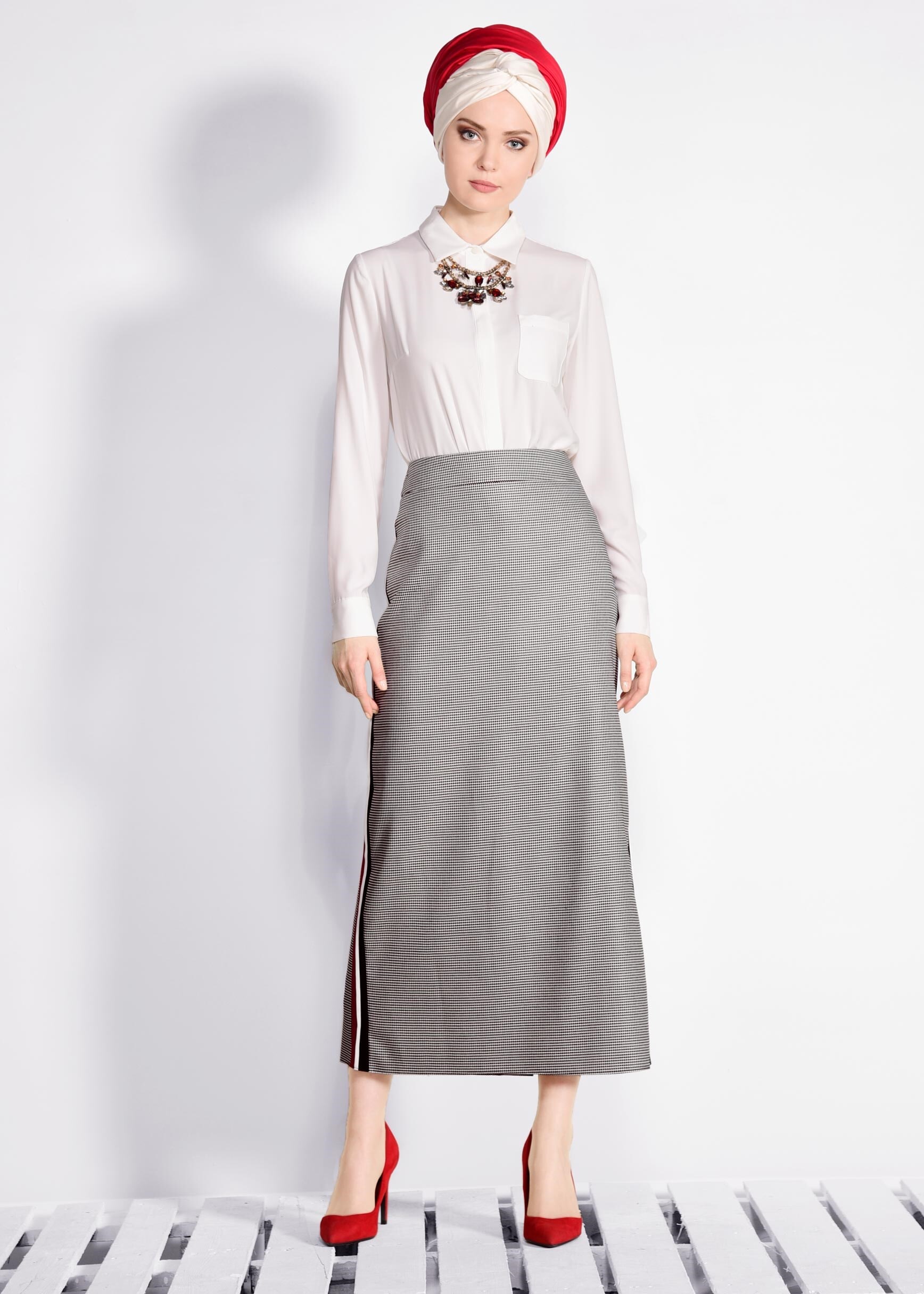 Tesettür giyim SİYAH 6193 EKOSE 615 ETEK 38/44