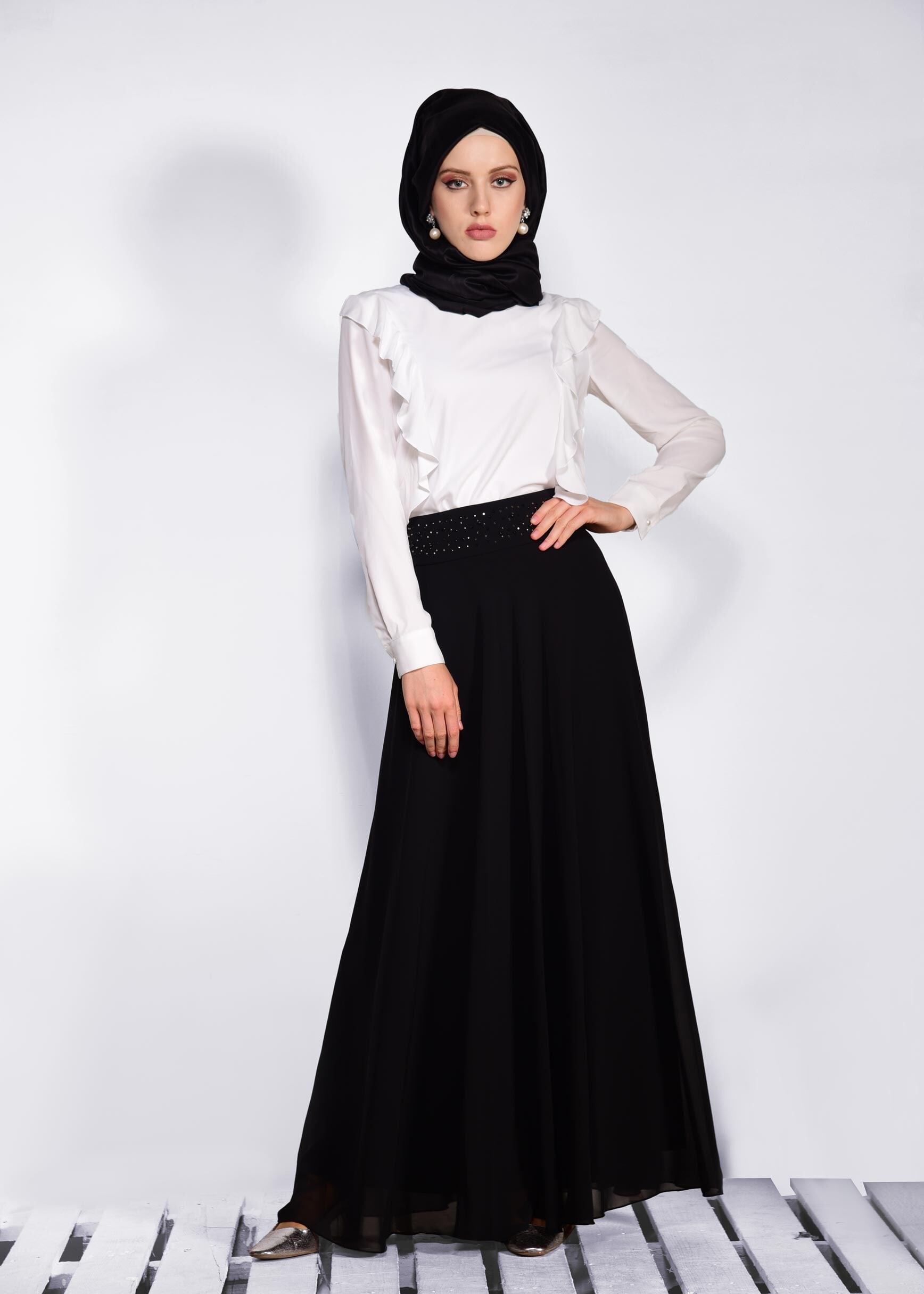 Tesettür giyim SİYAH TAŞ İŞLEMELİ ŞİFON ETEK 6194