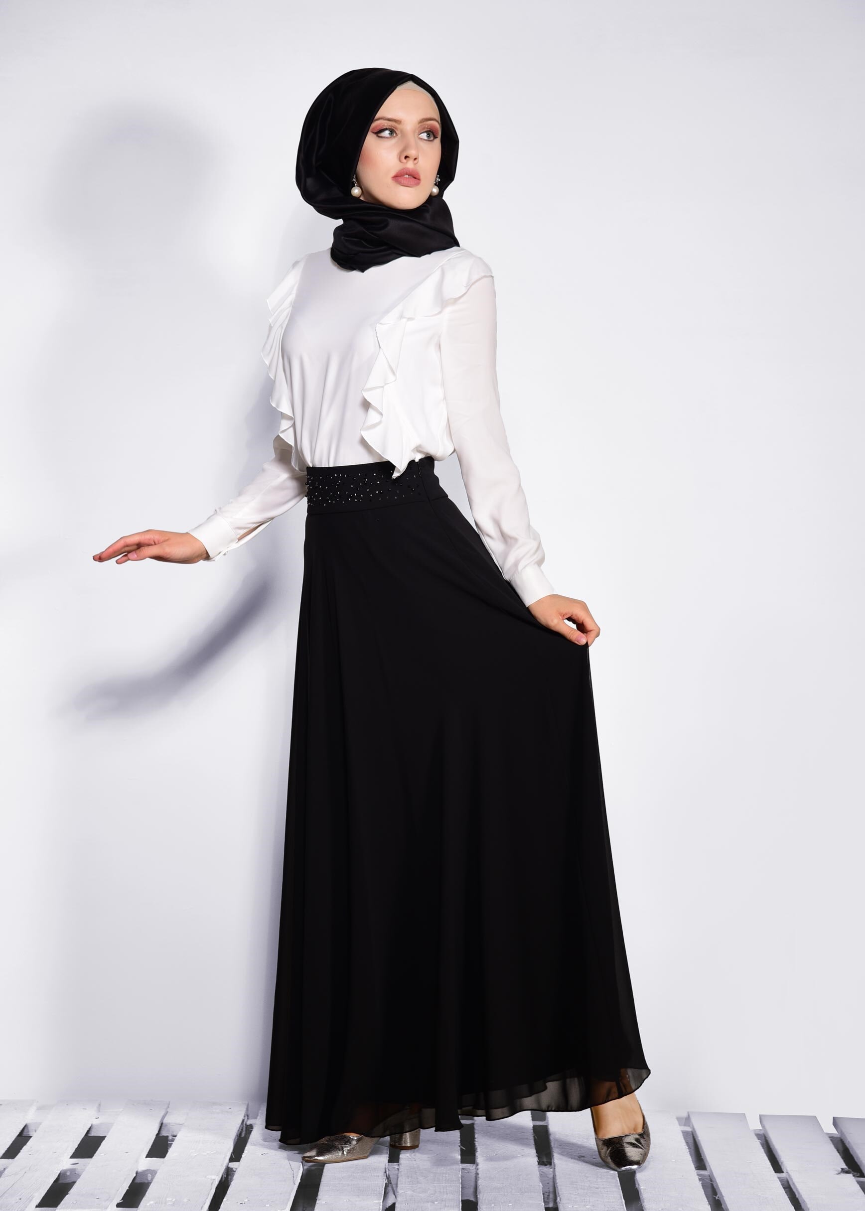 Tesettür giyim SİYAH TAŞ İŞLEMELİ ŞİFON ETEK 6194
