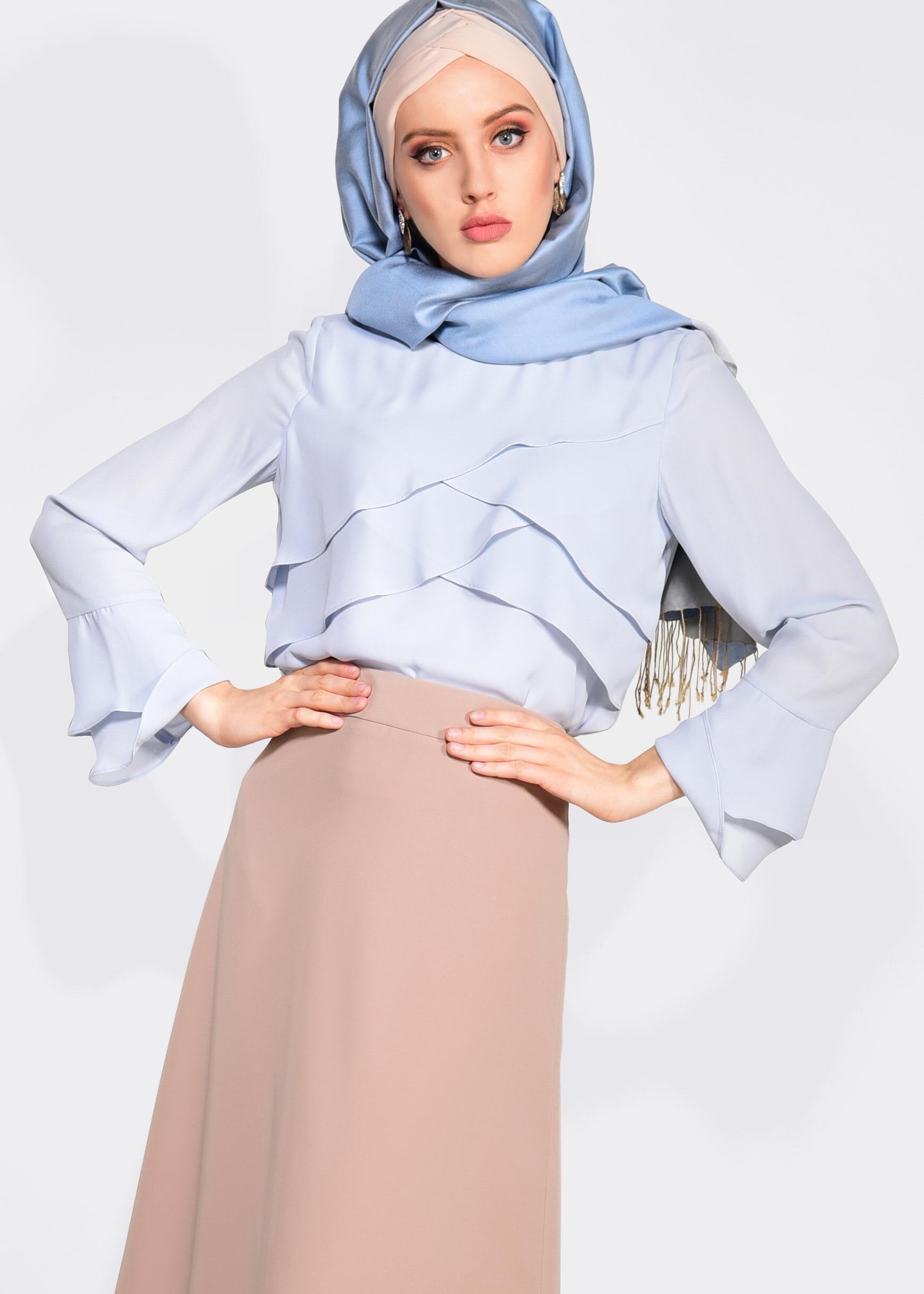 Tesettür giyim BEJ ETEK UCU DANTELLİ ETEK 6201