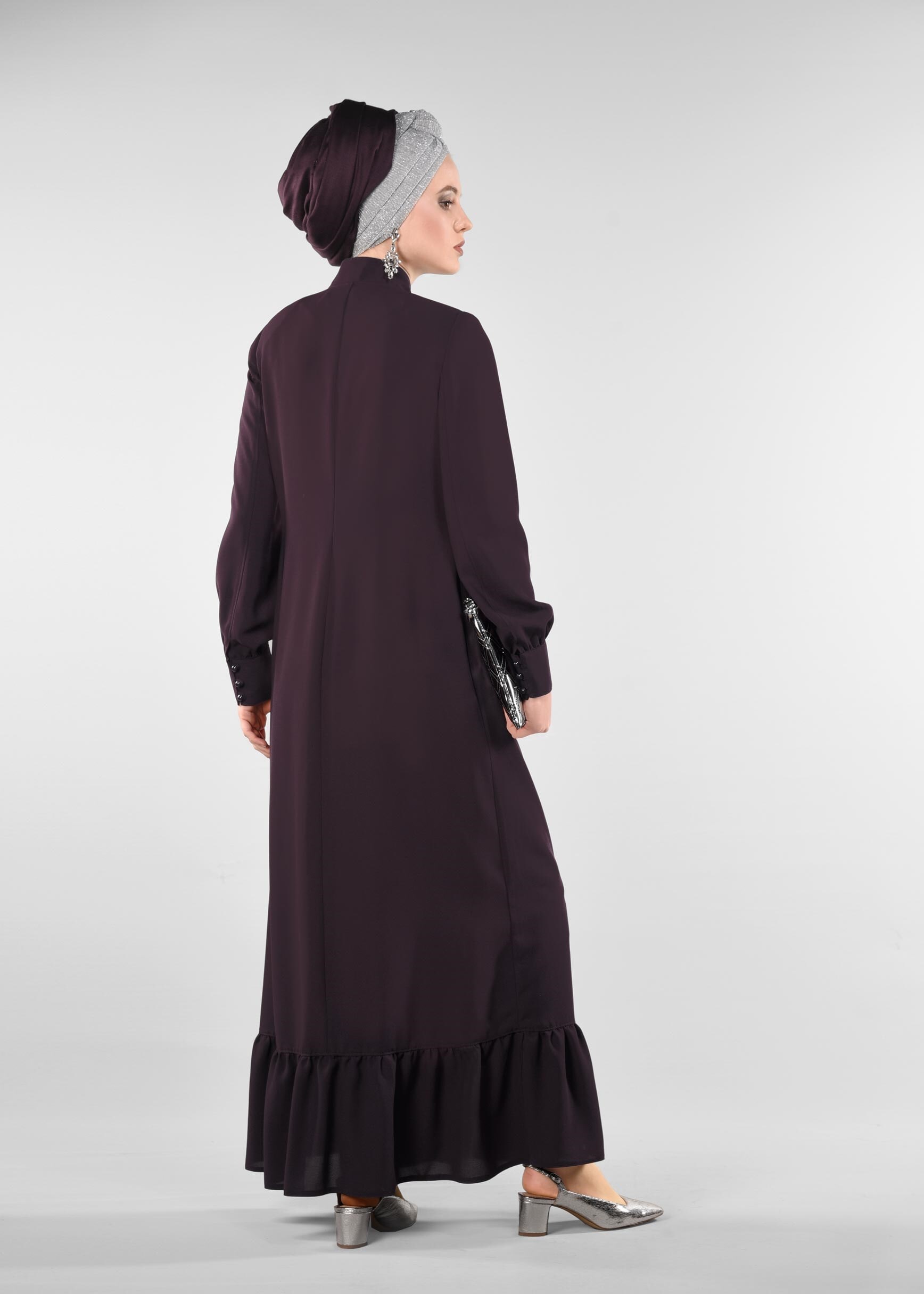 Tesettür giyim MÜRDÜM TAŞLI FERACE 8262 