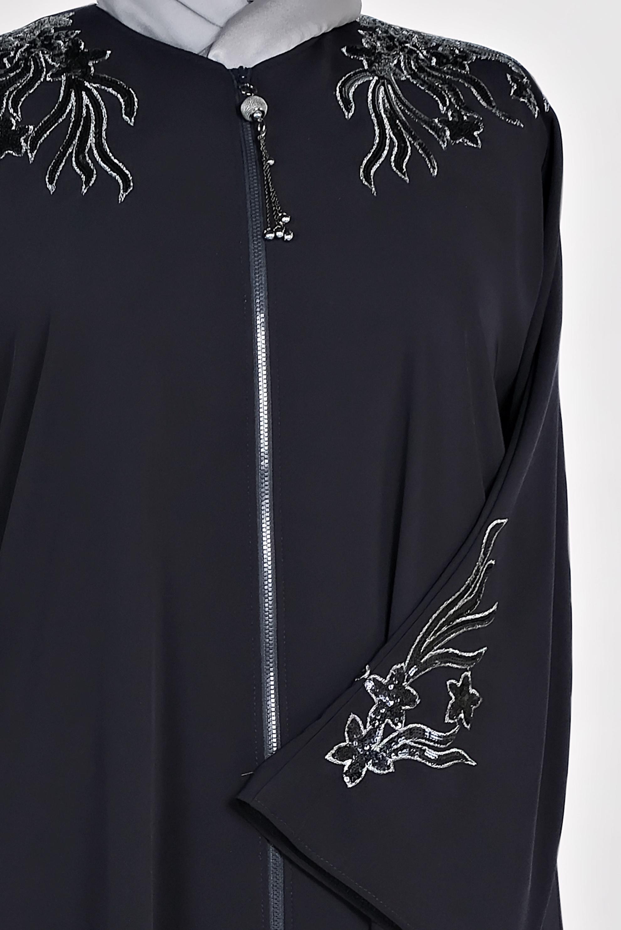 Tesettür giyim LACİVERT KOLLARI OMUZLAR PUL İŞLEMELİ FERACE 8279