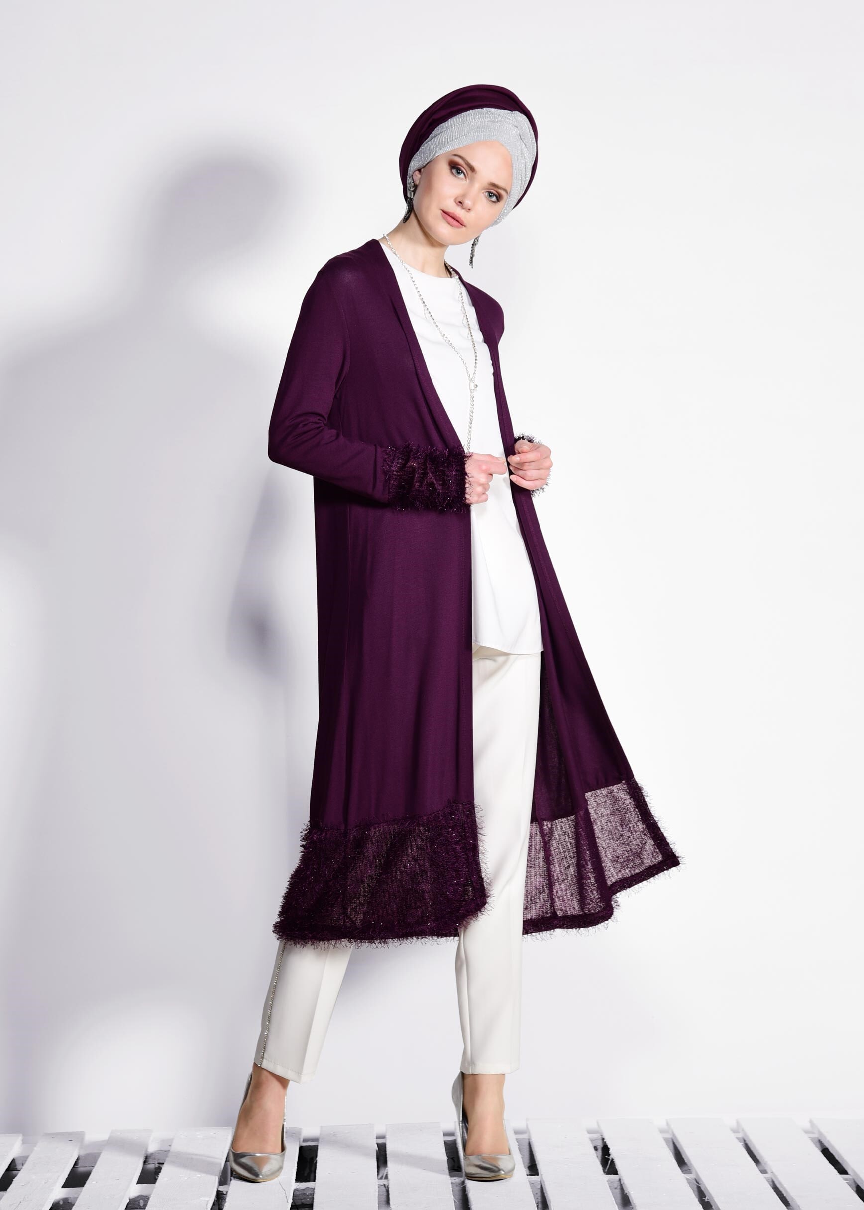 Tesettür giyim MOR ETEK UCU SAÇAKLI HIRKA 4123