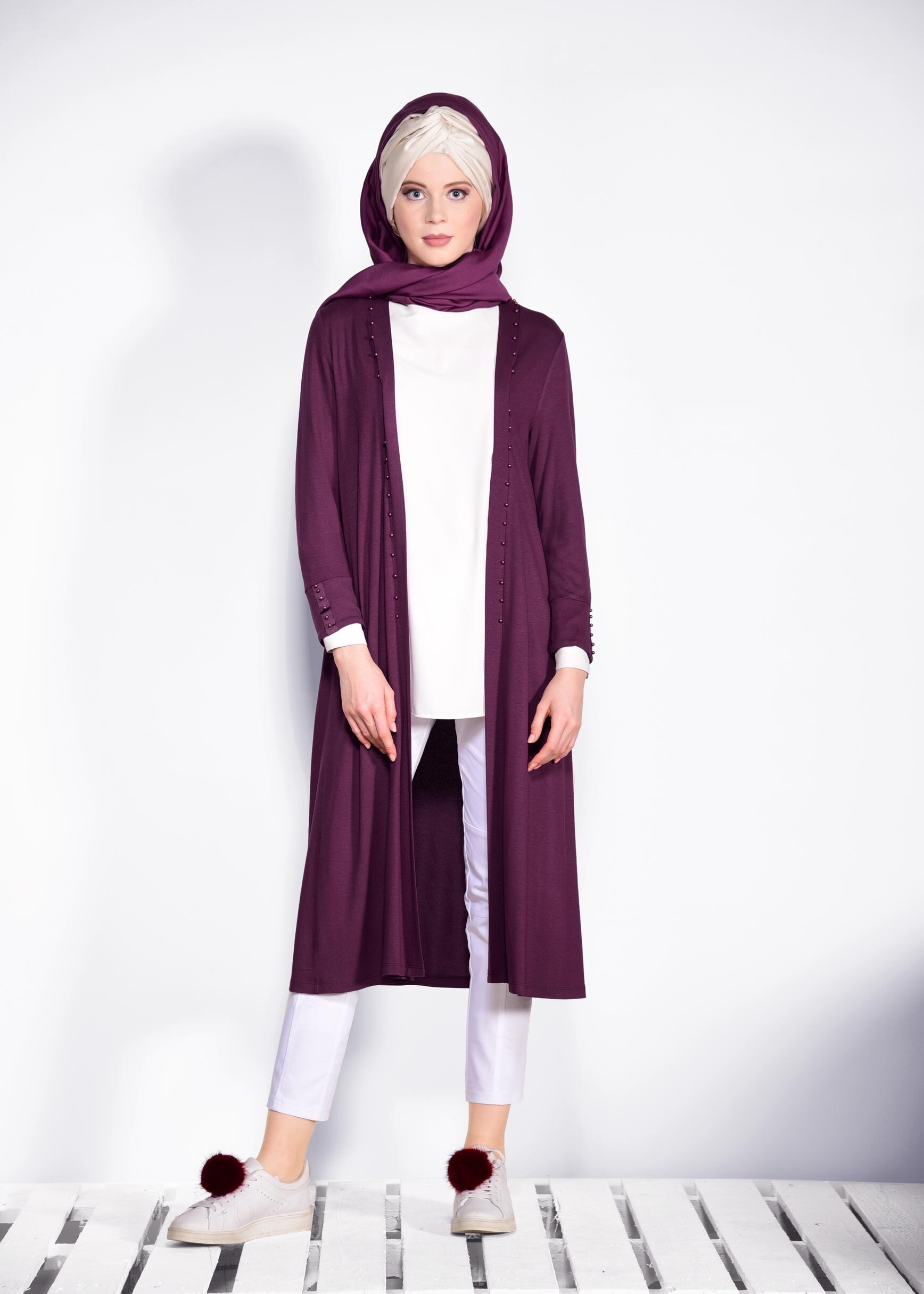 Tesettür giyim MOR İNCİ İŞLEMELİ HIRKA 4194