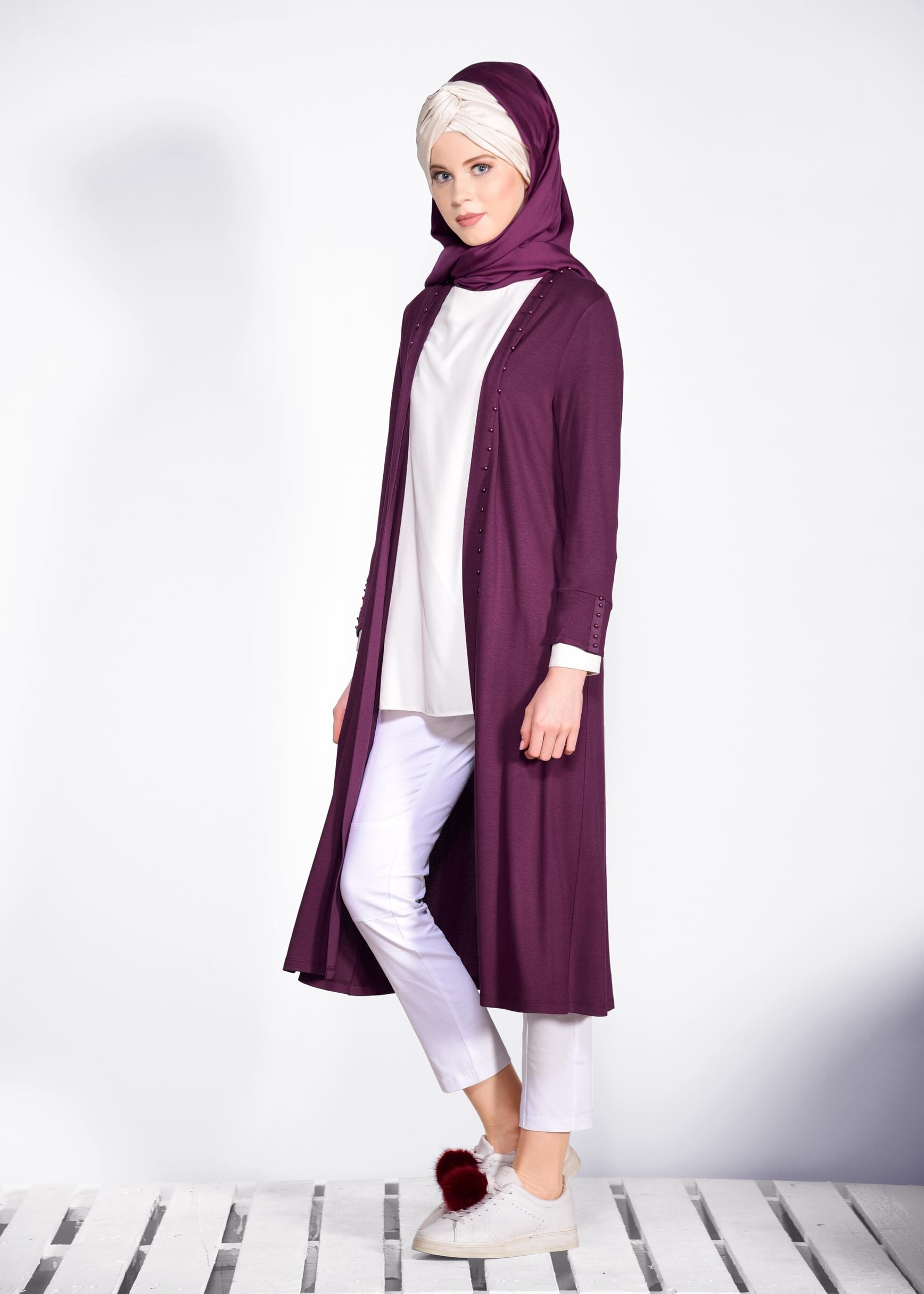 Tesettür giyim MOR İNCİ İŞLEMELİ HIRKA 4194