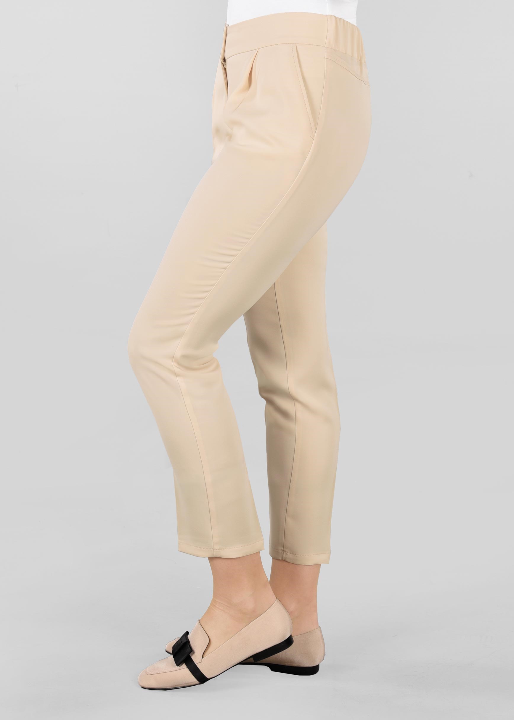 Tesettür giyim EKRU PİLE DETAYLI CEPLİ PANTOLON 7292