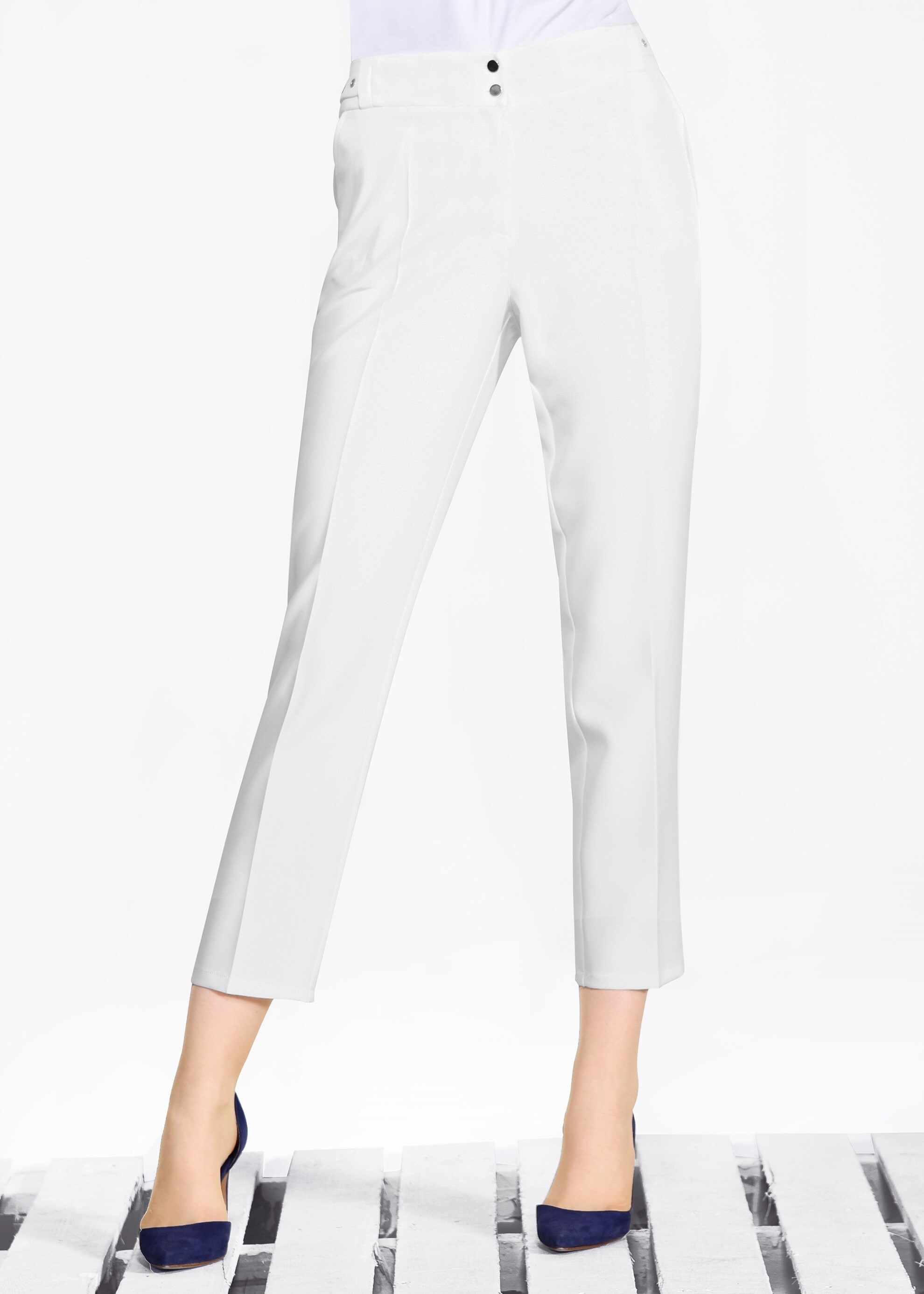 Tesettür giyim EKRU BEL KISMI KUŞGÖZÜ DETAYLI PANTOLON 7307