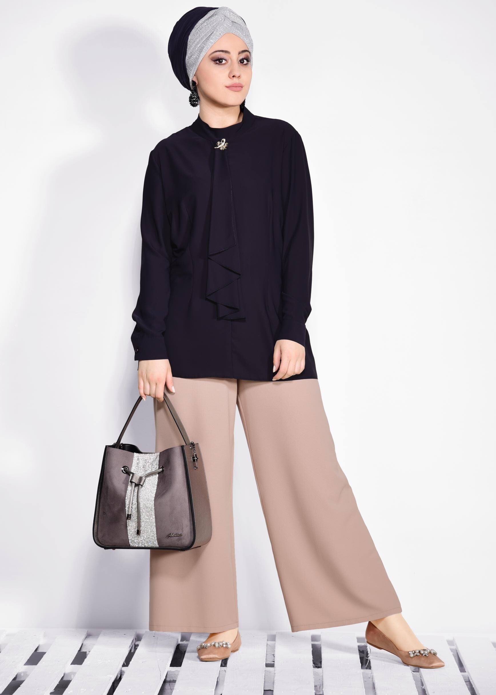 Tesettür giyim BEJ BELİ LASTİKLİ BAĞCIKLI BOL KESİM PANTOLON 7311