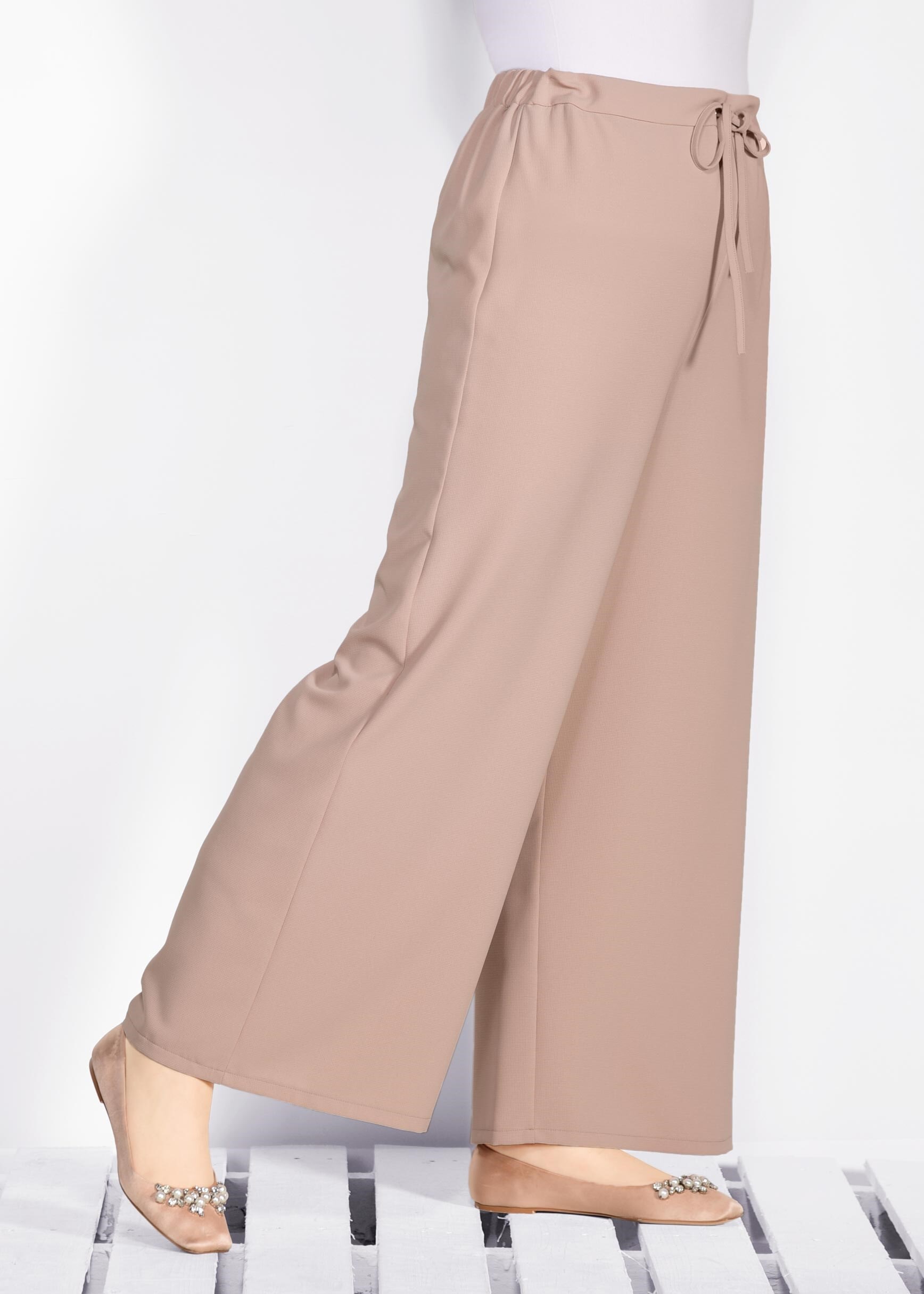 Tesettür giyim BEJ BELİ LASTİKLİ BAĞCIKLI BOL KESİM PANTOLON 7311