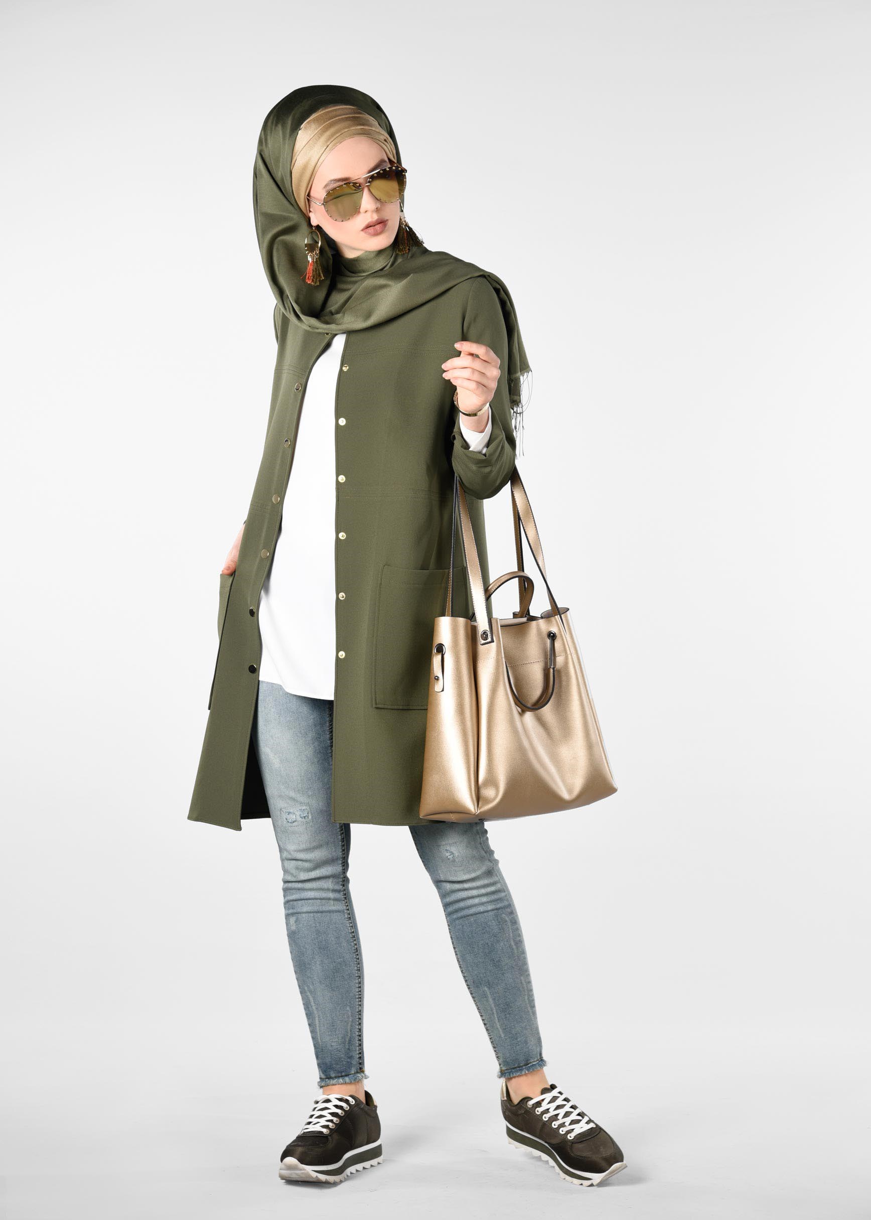 Tesettür giyim MAVİ YIRTIK DETAYLI ESKİTME DENİM PANTOLON 7312