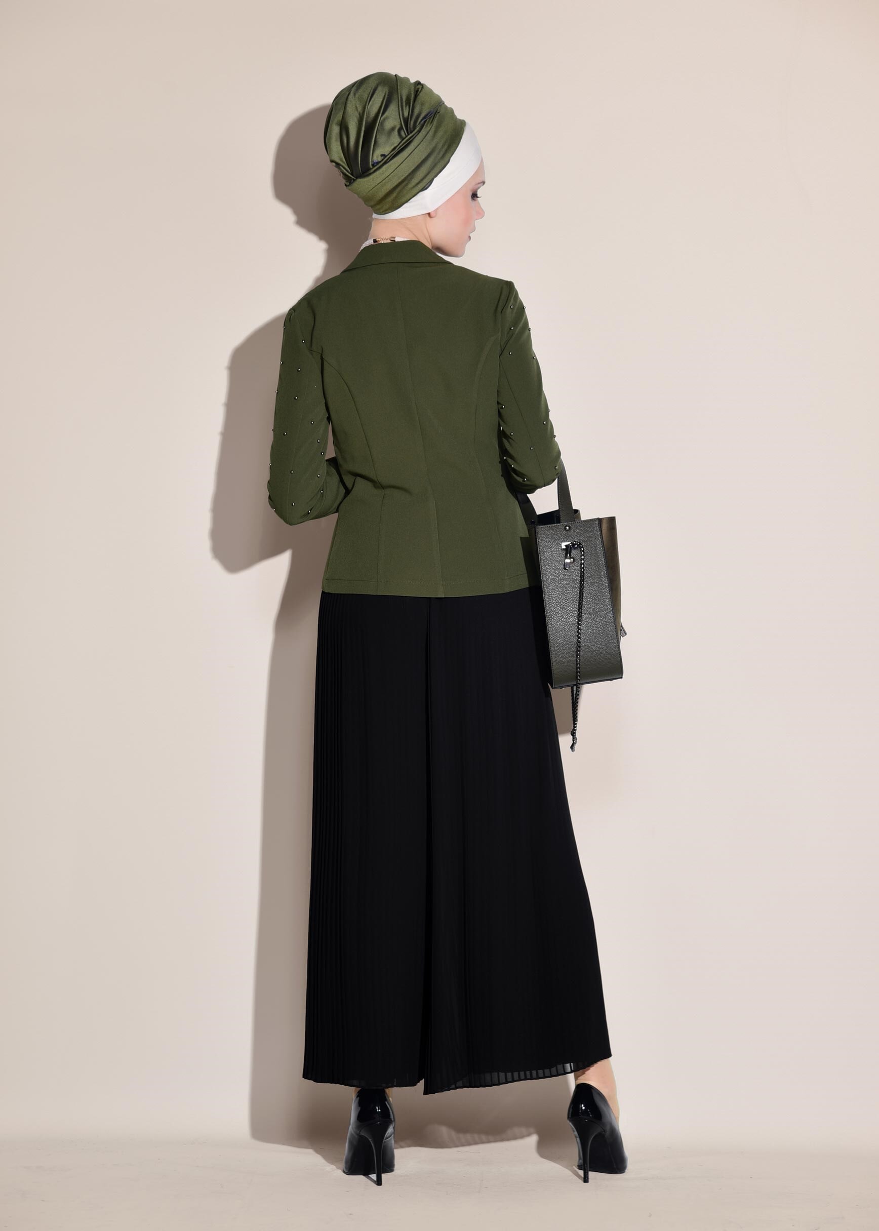 Tesettür giyim SİYAH BELİ LASTİKLİ SALAŞ PANTOLON 7313