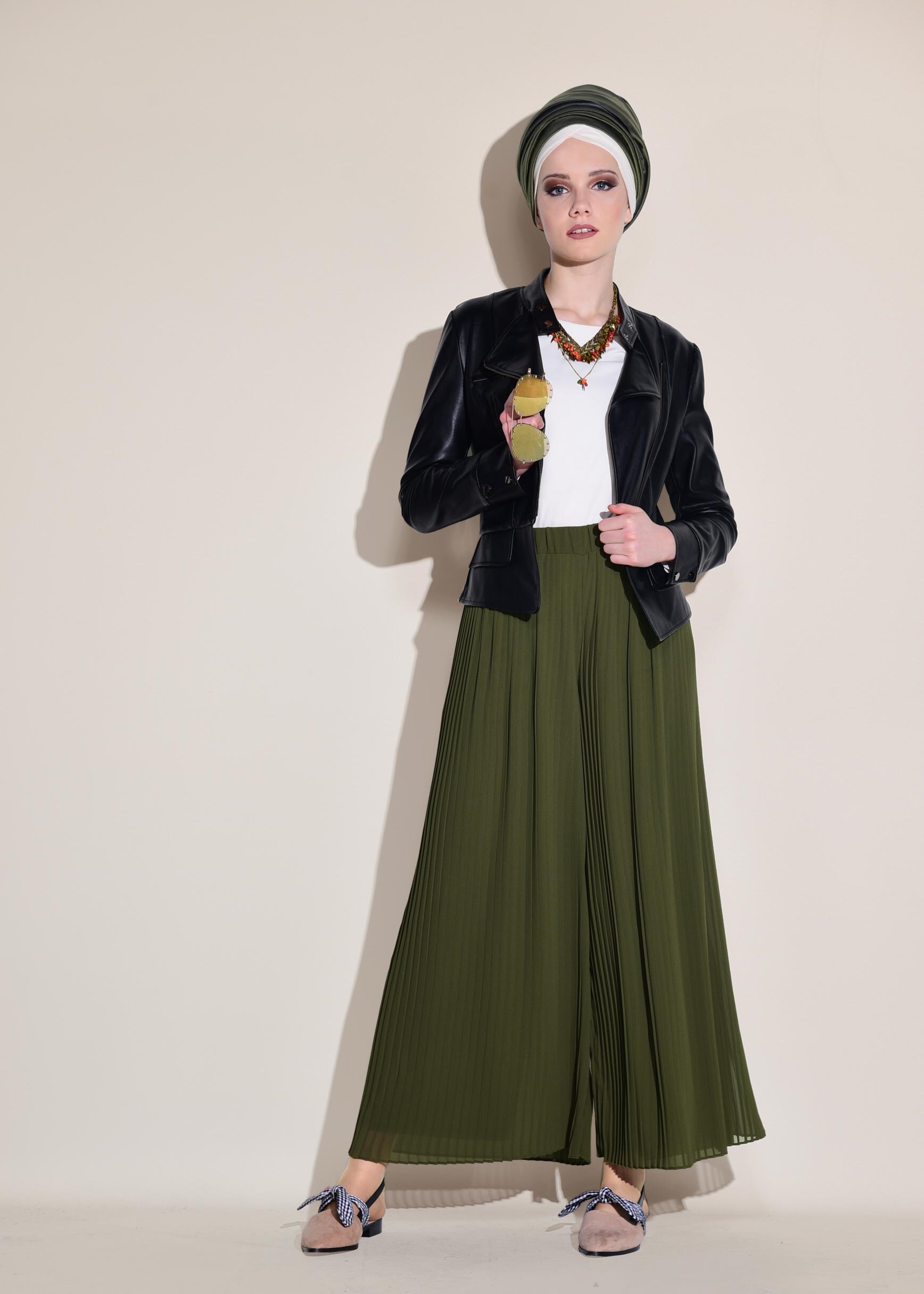 Tesettür giyim HAKİ BELİ LASTİKLİ SALAŞ PANTOLON 7313