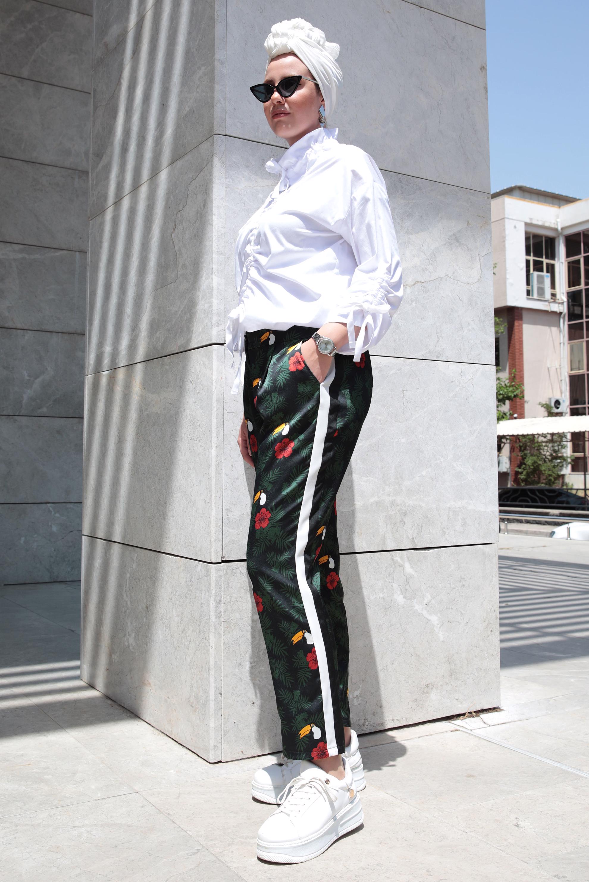 Tesettür giyim SİYAH ÇİÇEK DESENLİ ŞERİTLİ PANTOLON 7314