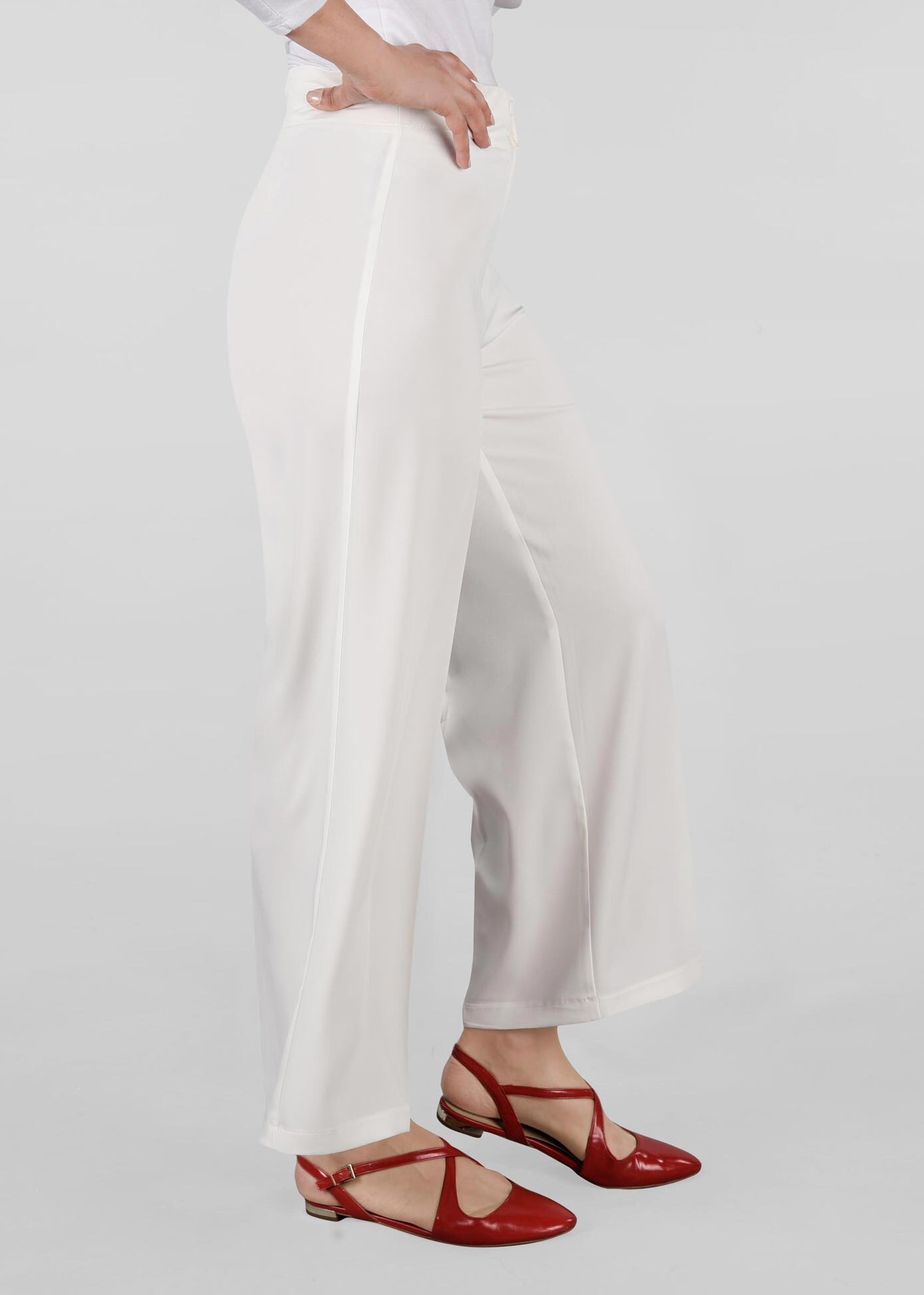 Tesettür giyim BEYAZ BOL PAÇA PANTOLON 7317