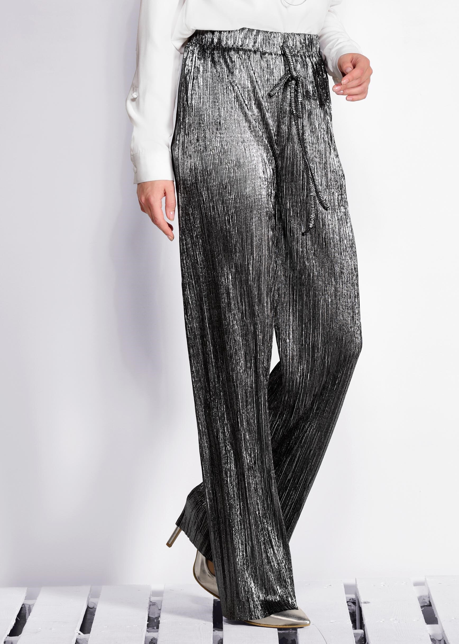 Tesettür giyim GÜMÜŞ PİLİSELİ IŞILTILI PANTOLON 7345