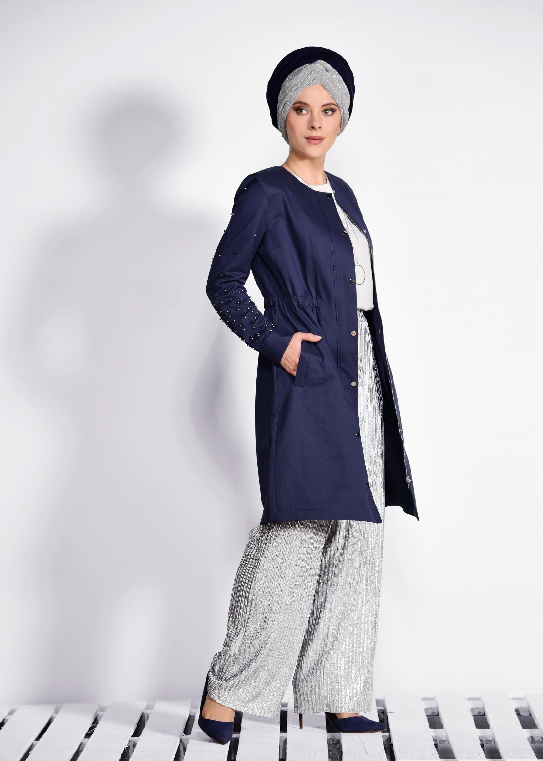 Tesettür giyim GÜMÜŞ ÇİZGİLİ DOKULU PANTOLON 7350