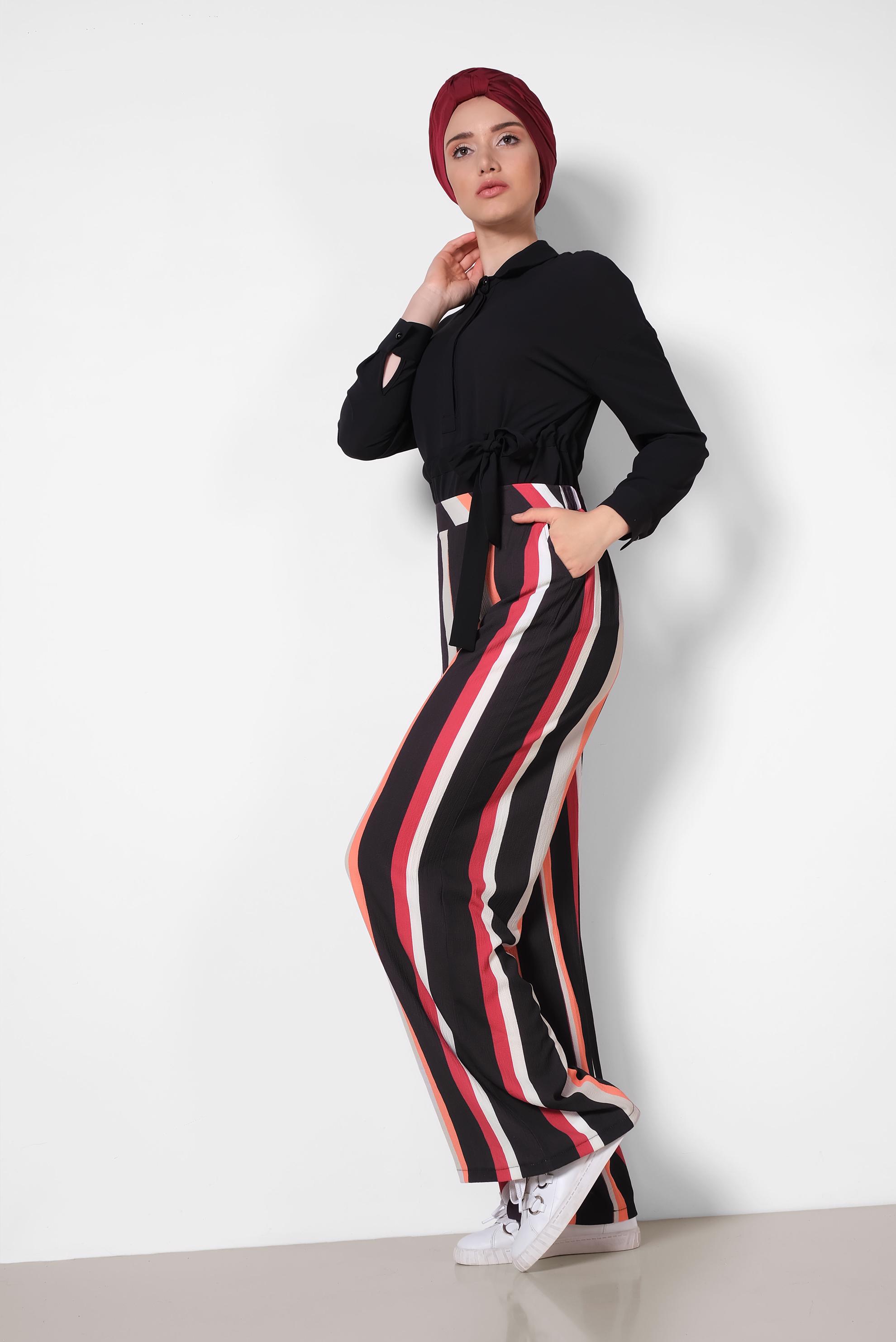 Tesettür giyim SİYAH RENKLİ ÇİZGİLİ PANTOLON 7362