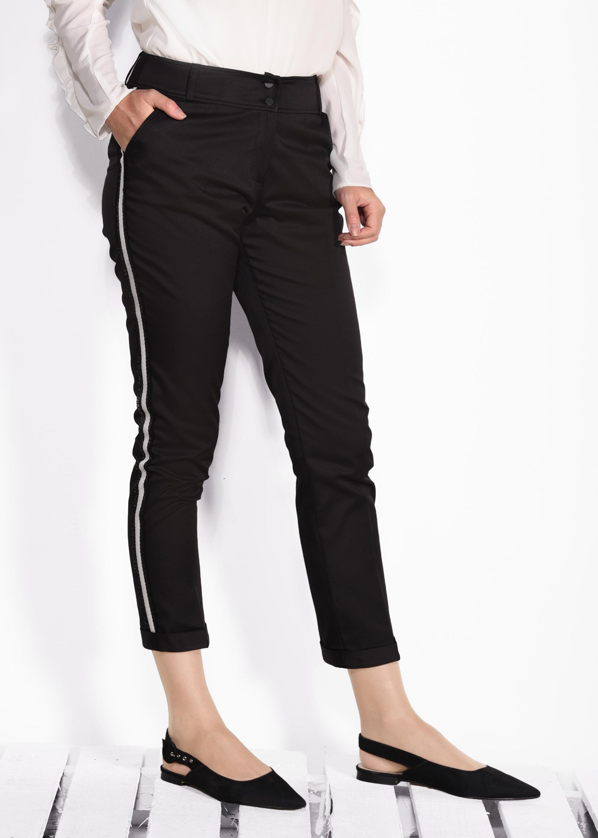 Tesettür giyim SİYAH ŞERİT DETAYLI PANTOLON 7369