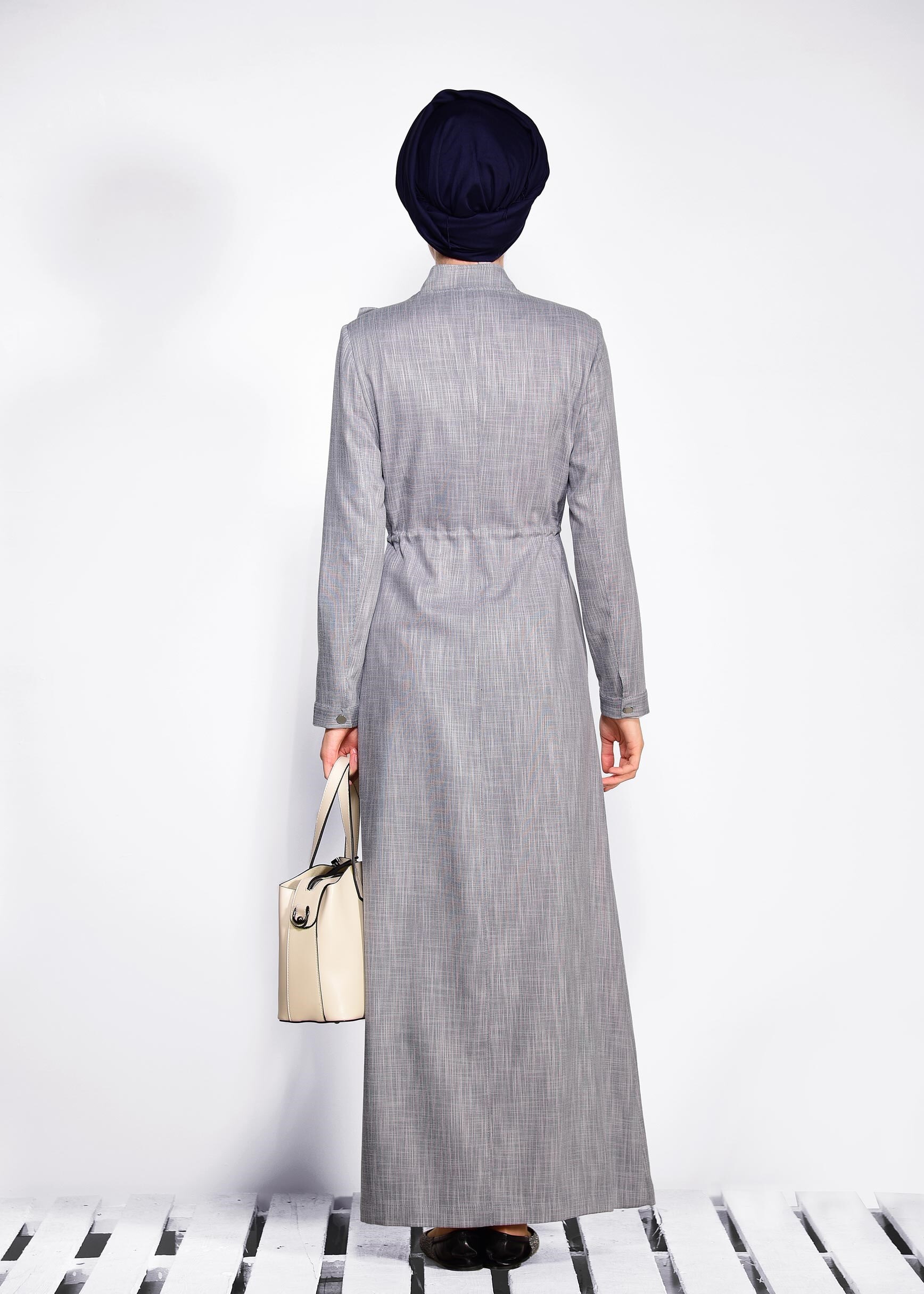 Tesettür giyim LACİVERT YAKASI FIRFIRLI VE BELİ BÜZGÜLÜ PARDESÜ 1193 