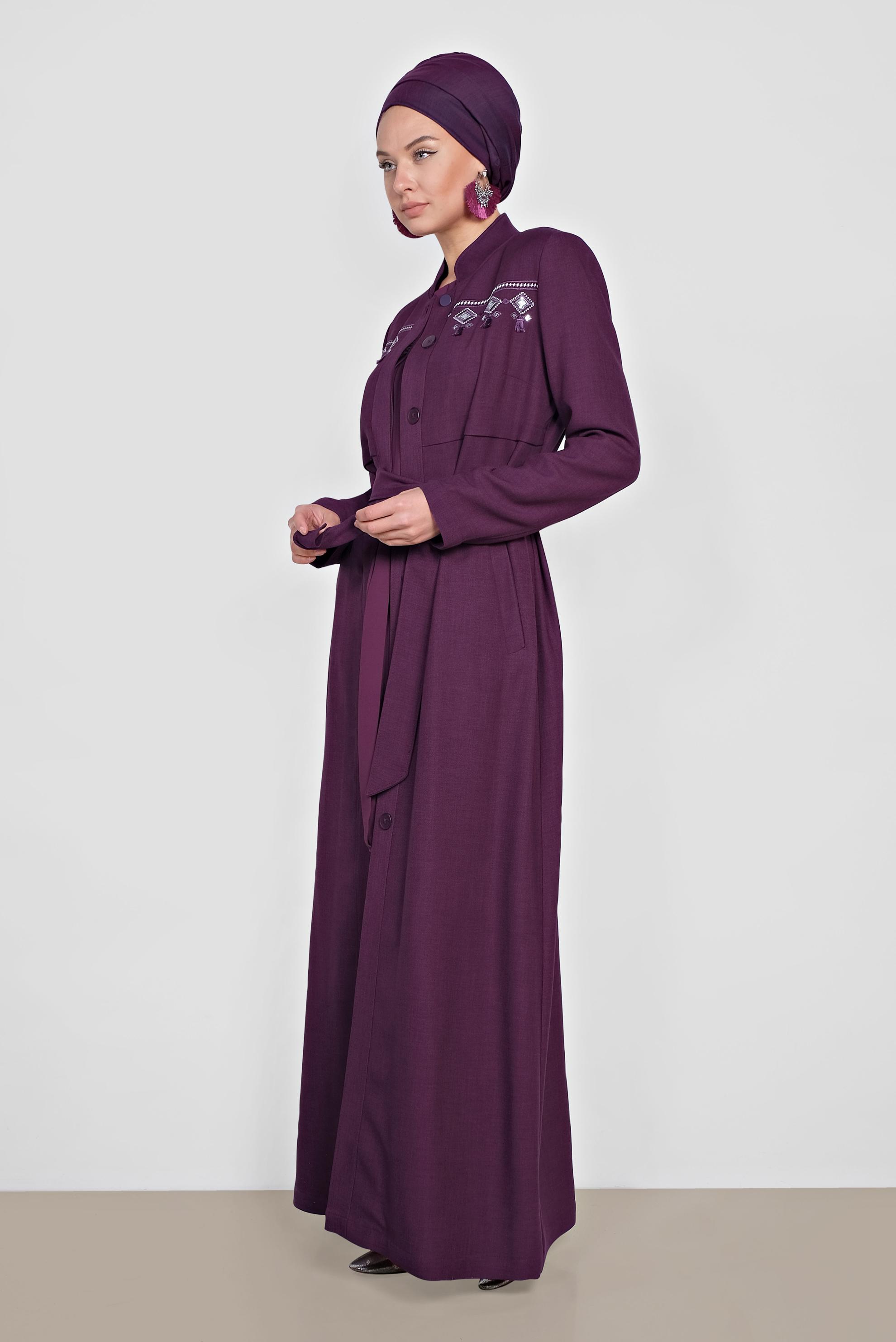 Tesettür giyim MÜRDÜM NAKIŞ DETAYLI KEMERLİ PARDESÜ 1198 