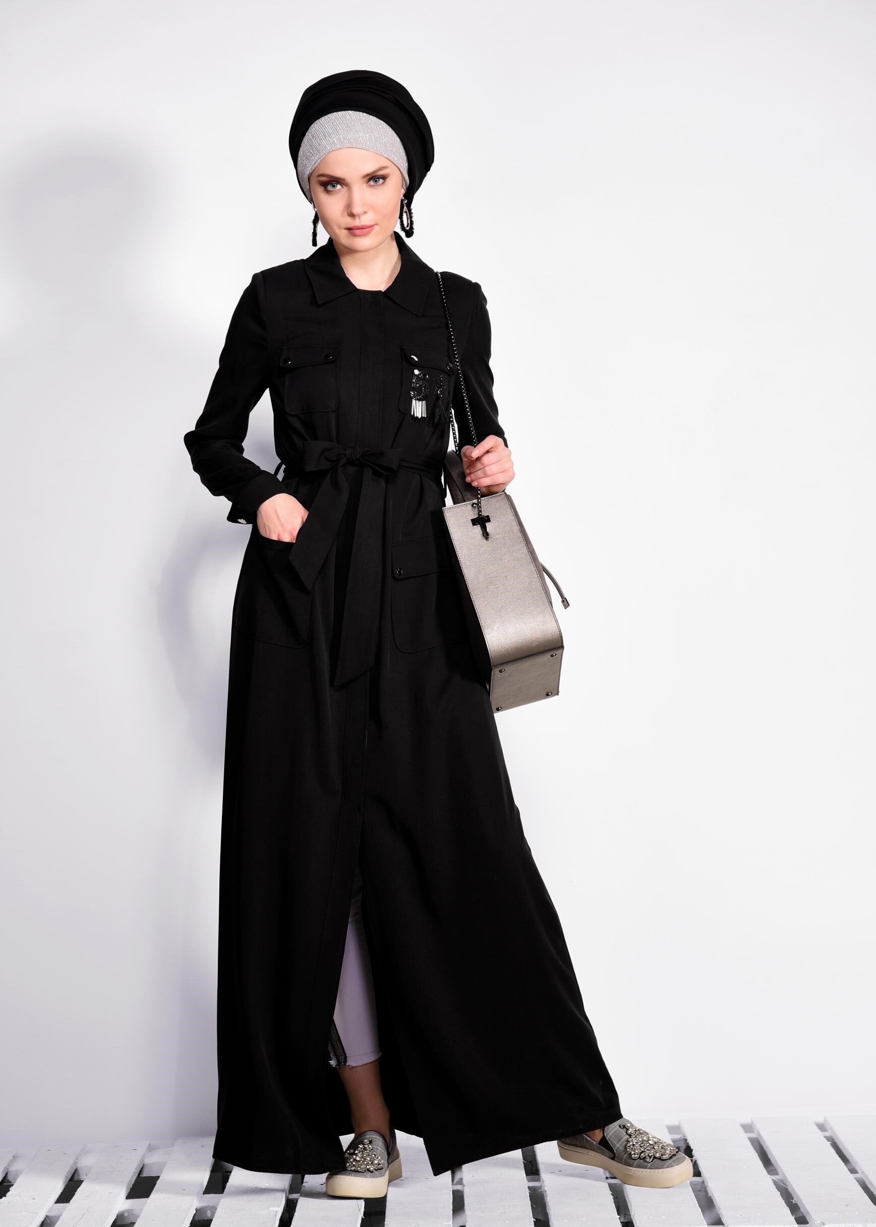 Tesettür giyim SİYAH CEP DETAYLI PARDESÜ 1199 