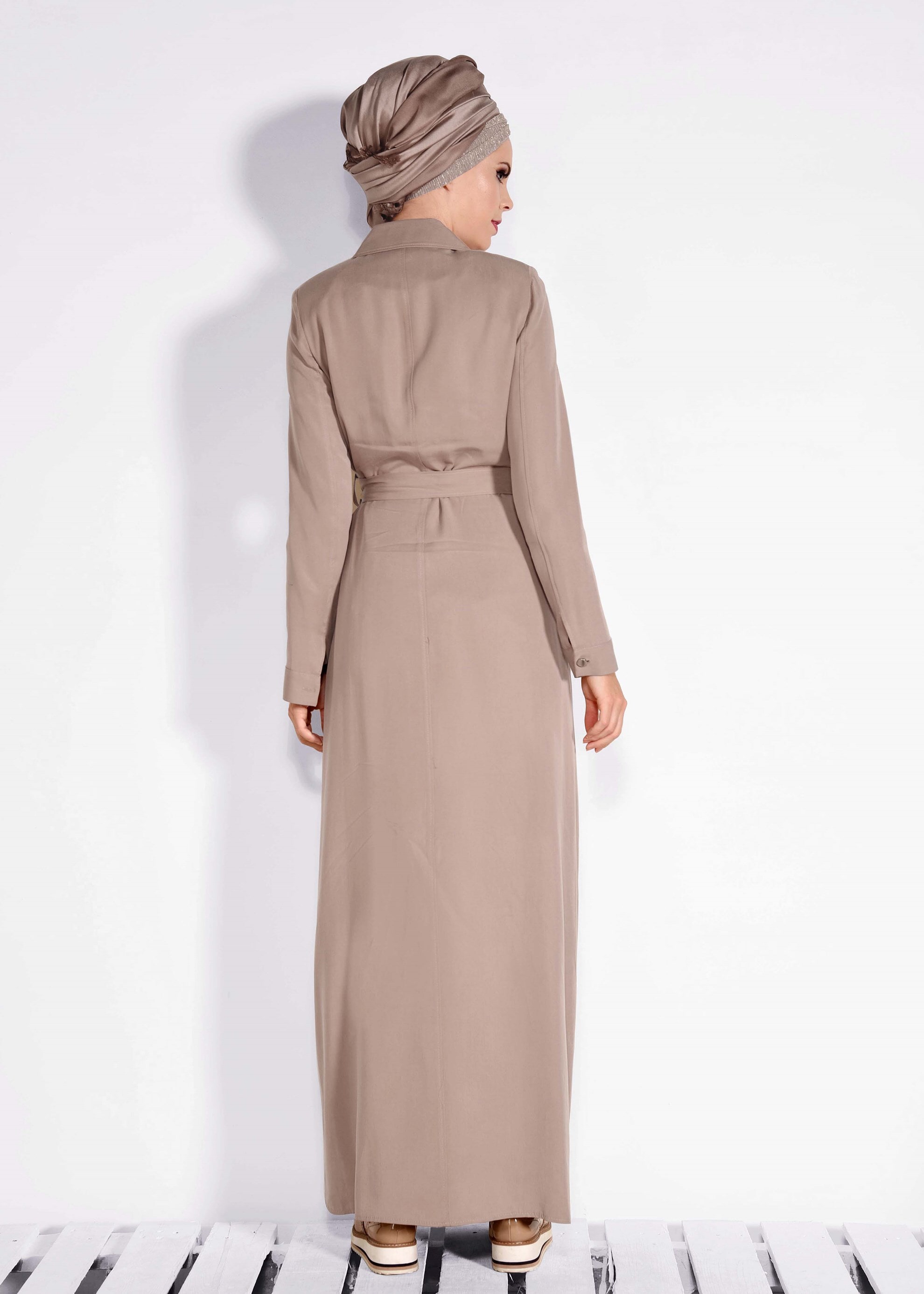 Tesettür giyim BEJ CEP DETAYLI PARDESÜ 1199 