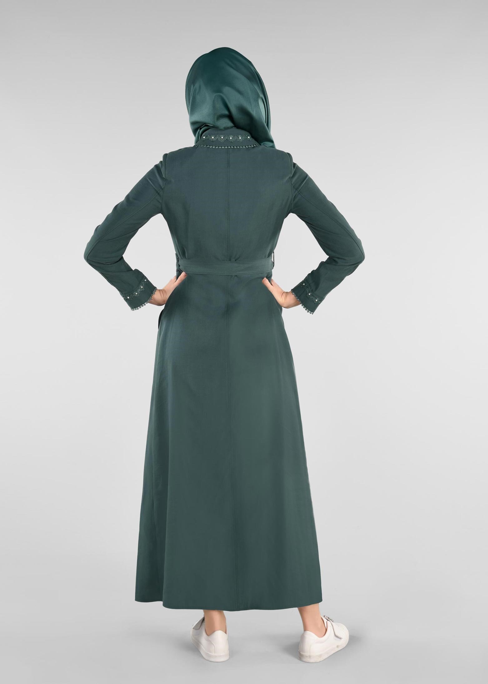 Tesettür giyim YEŞİL BONCUK İŞLEMELİ KUŞAKLI PARDESÜ 1218