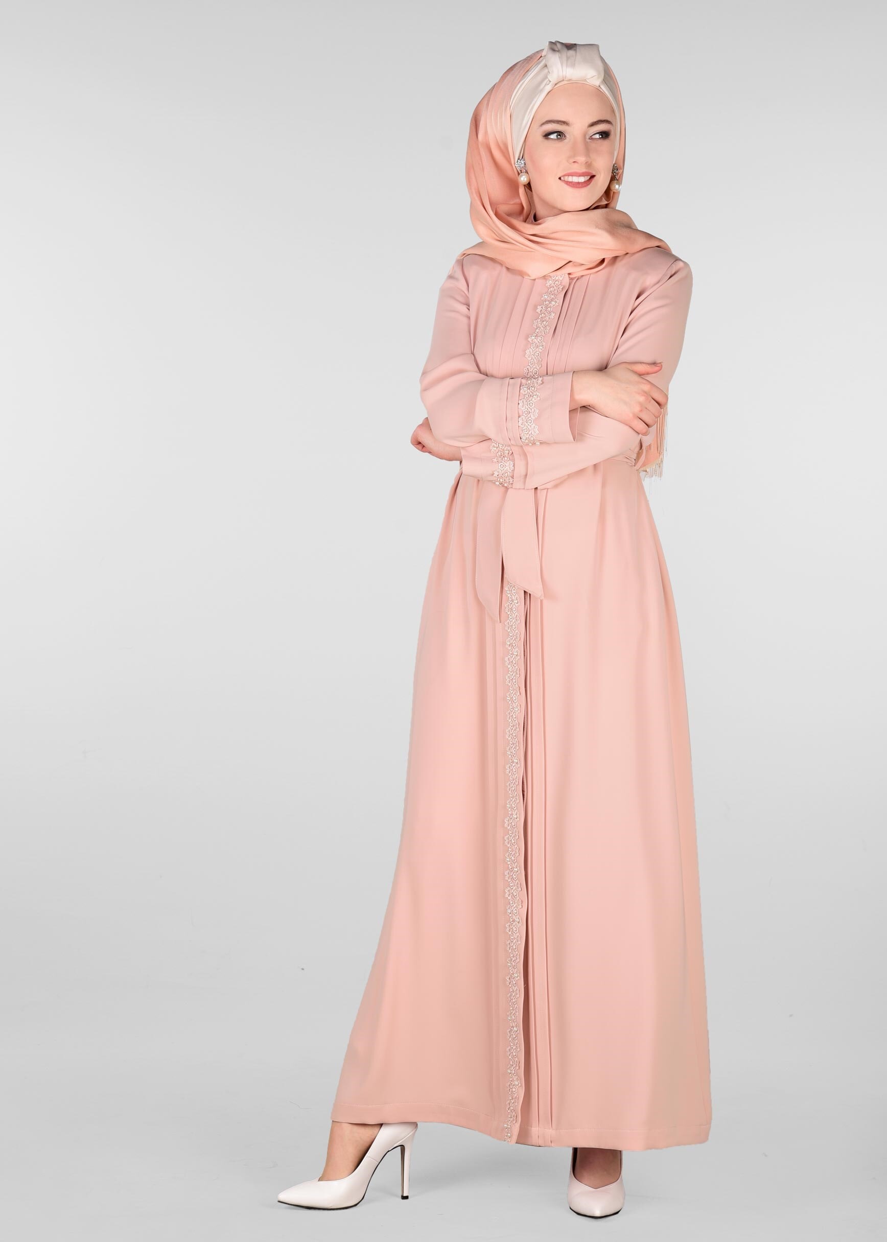 Tesettür giyim PUDRA NAKIŞLI KUŞAKLI PARDESÜ 1229