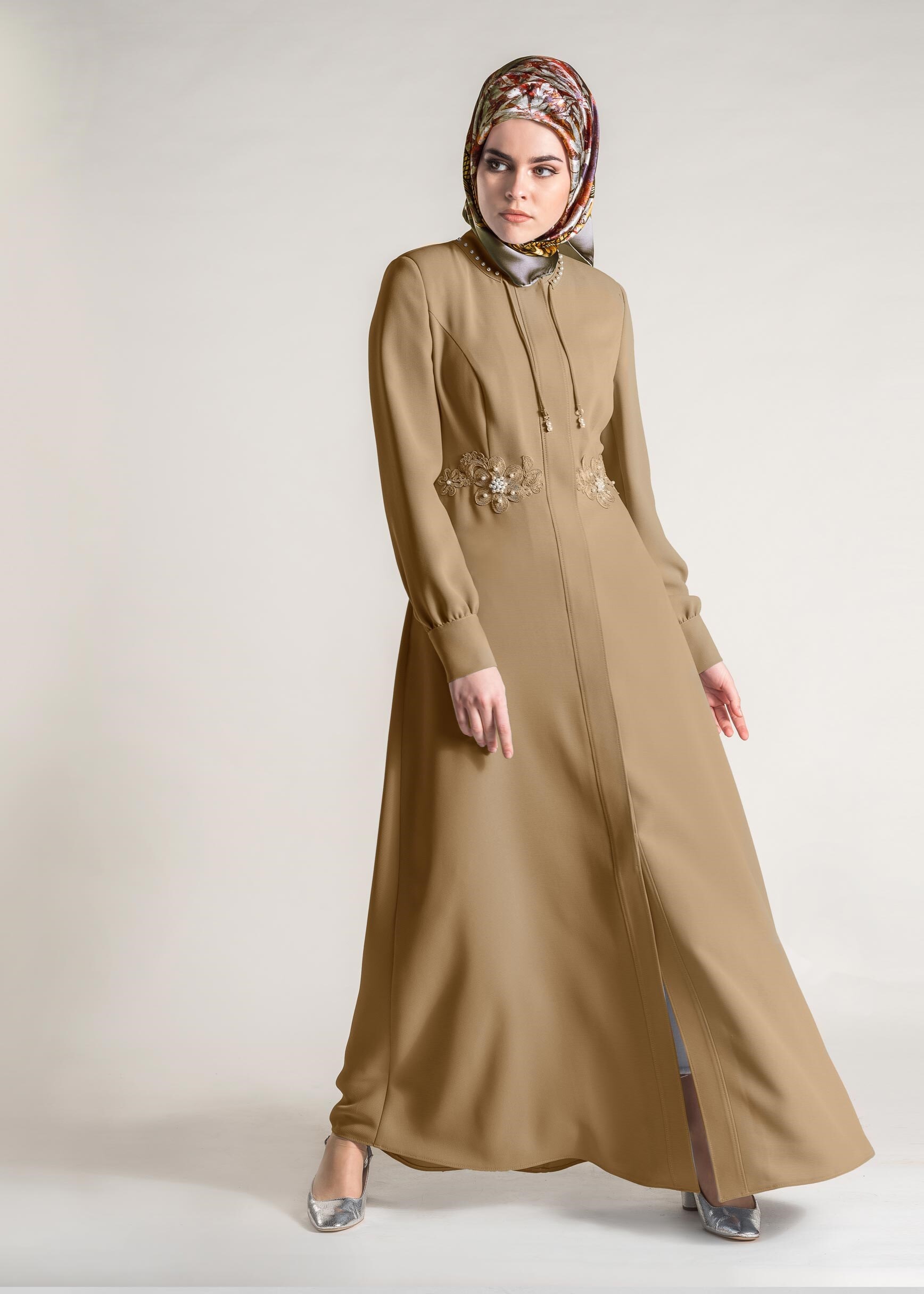 Tesettür giyim KAHVE NAKIŞLI PARDESÜ 1234