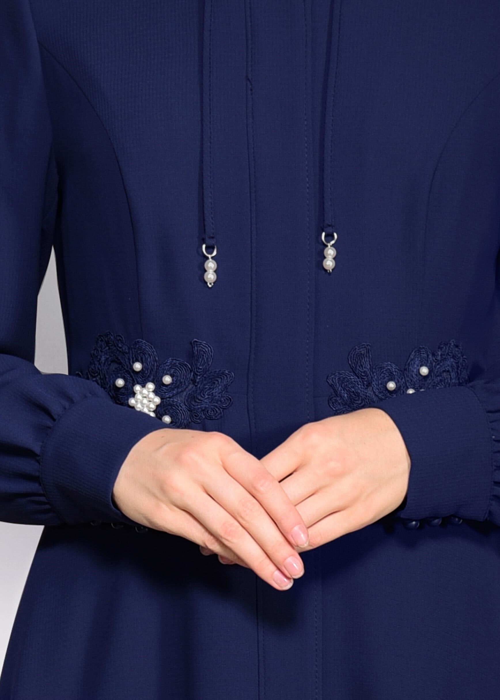 Tesettür giyim LACİVERT NAKIŞLI PARDESÜ 1234