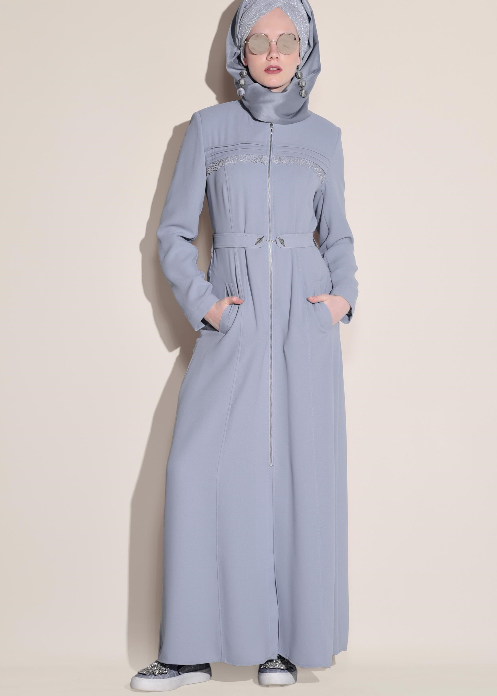 Tesettür giyim MAVİ FERMUARLI PARDESÜ 1236