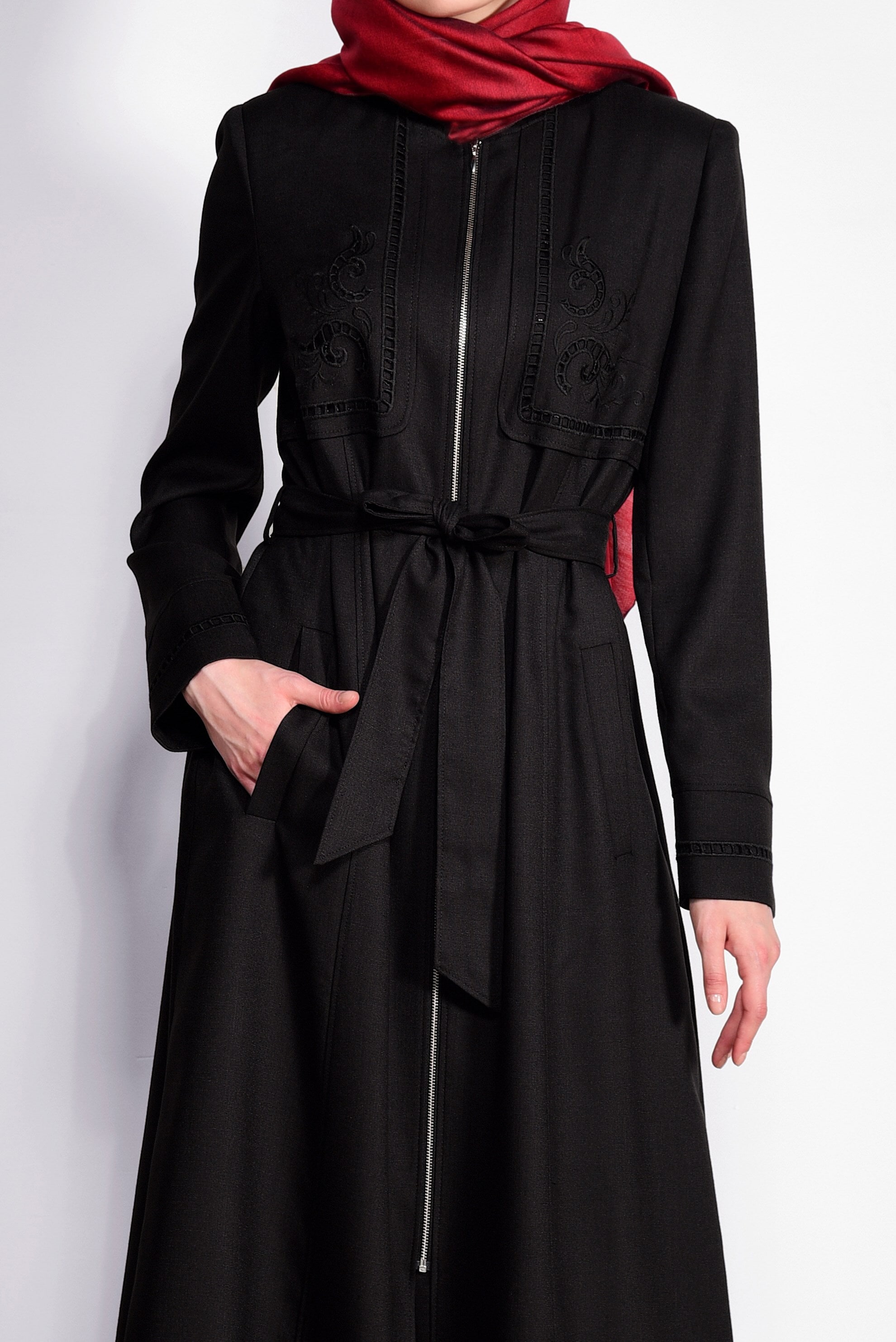 Tesettür giyim SİYAH FERMUARLI KUŞAKLI PARDESÜ 1238