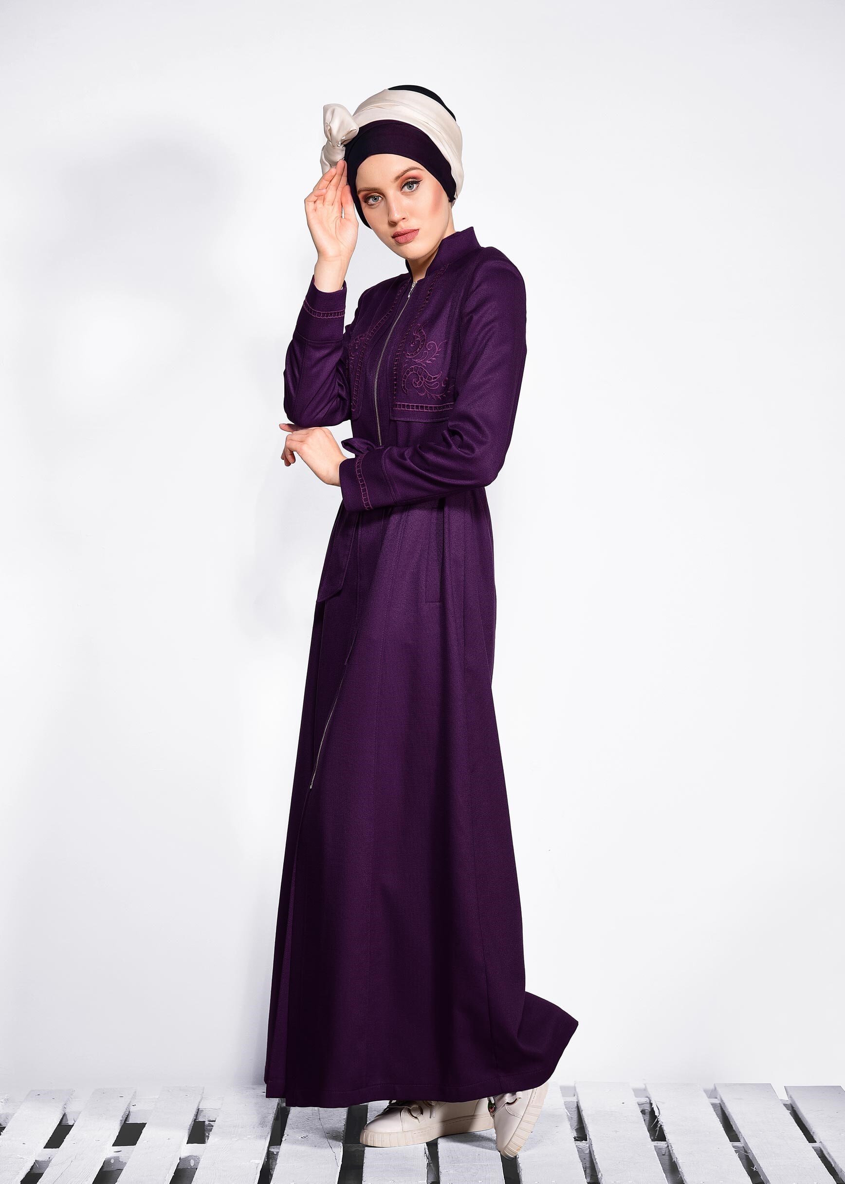 Tesettür giyim MOR FERMUARLI KUŞAKLI PARDESÜ 1238