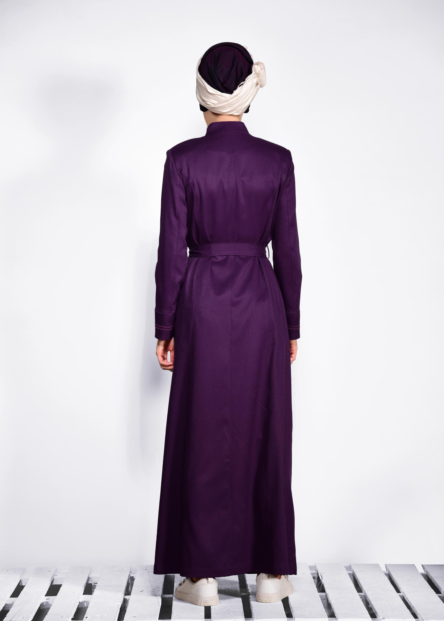 Tesettür giyim MOR FERMUARLI KUŞAKLI PARDESÜ 1238