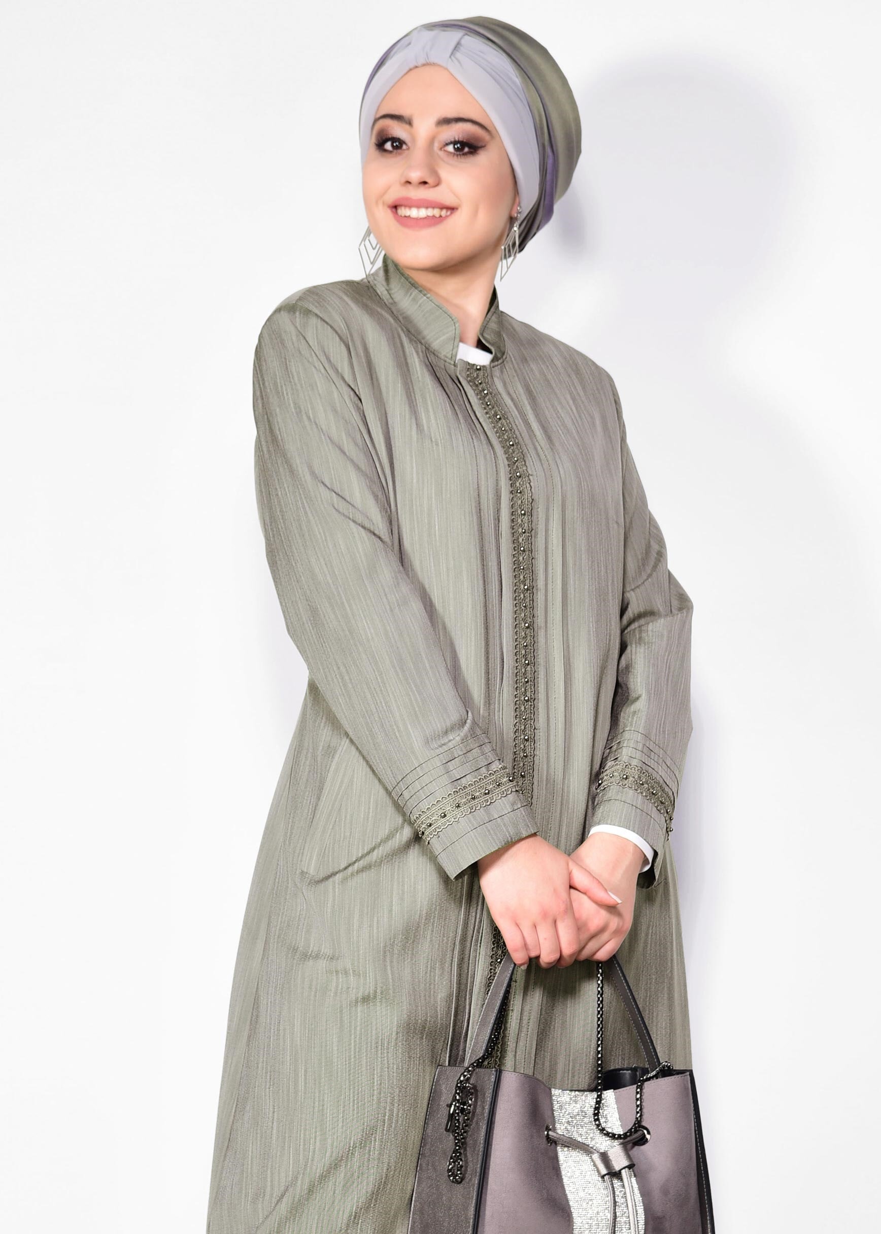 Tesettür giyim HAKİ BONCUK DETAYLI PARDESÜ 1247