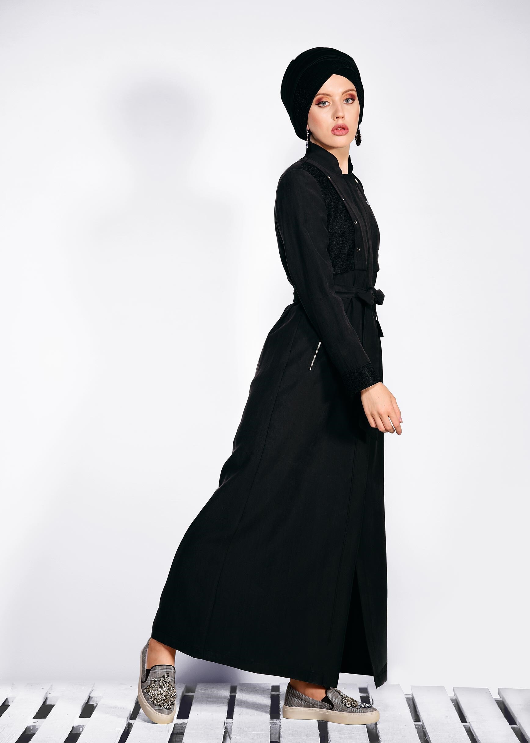 Tesettür giyim SİYAH KUŞGÖZÜ DETAYLI PARDESÜ 1253