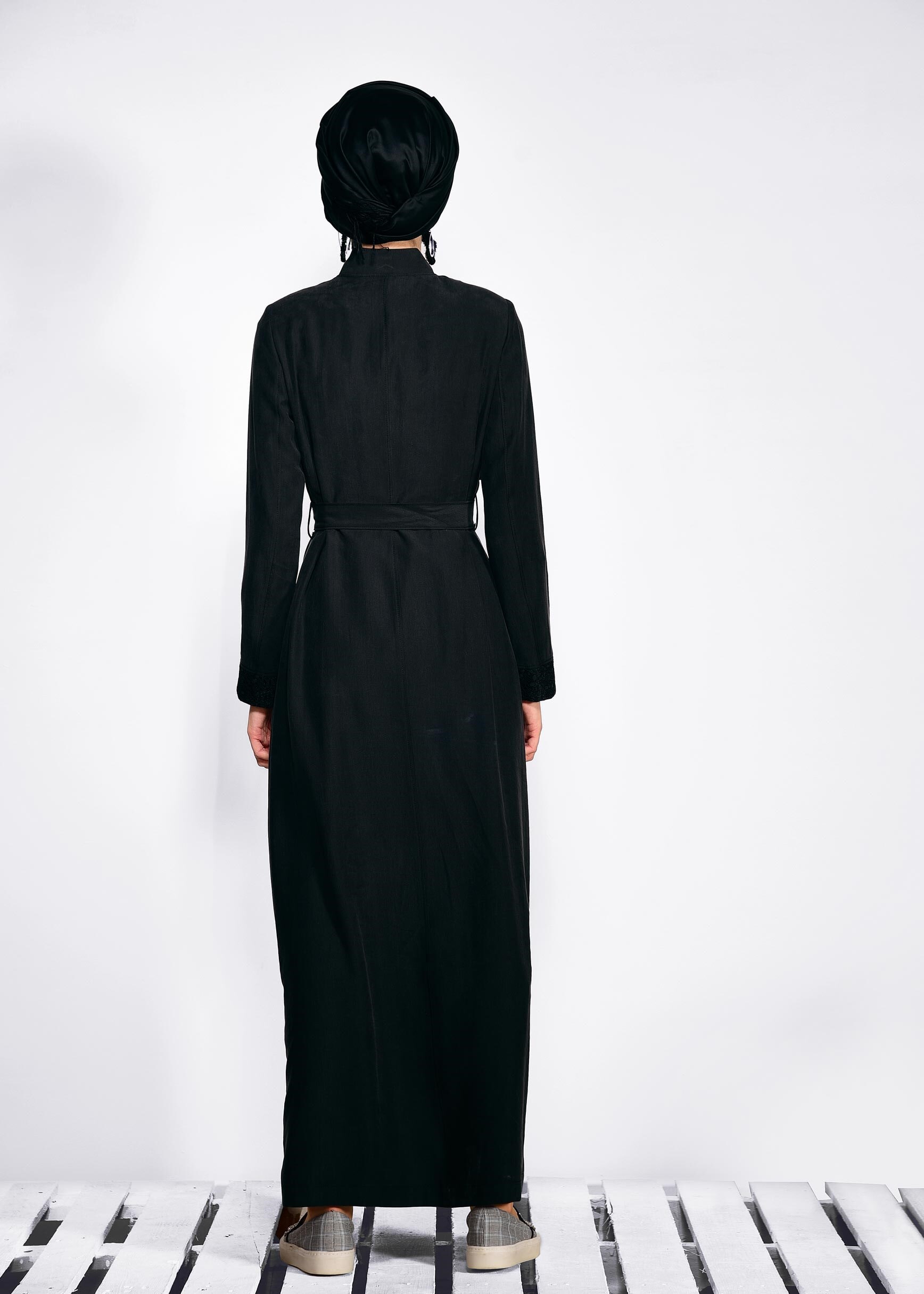 Tesettür giyim SİYAH KUŞGÖZÜ DETAYLI PARDESÜ 1253