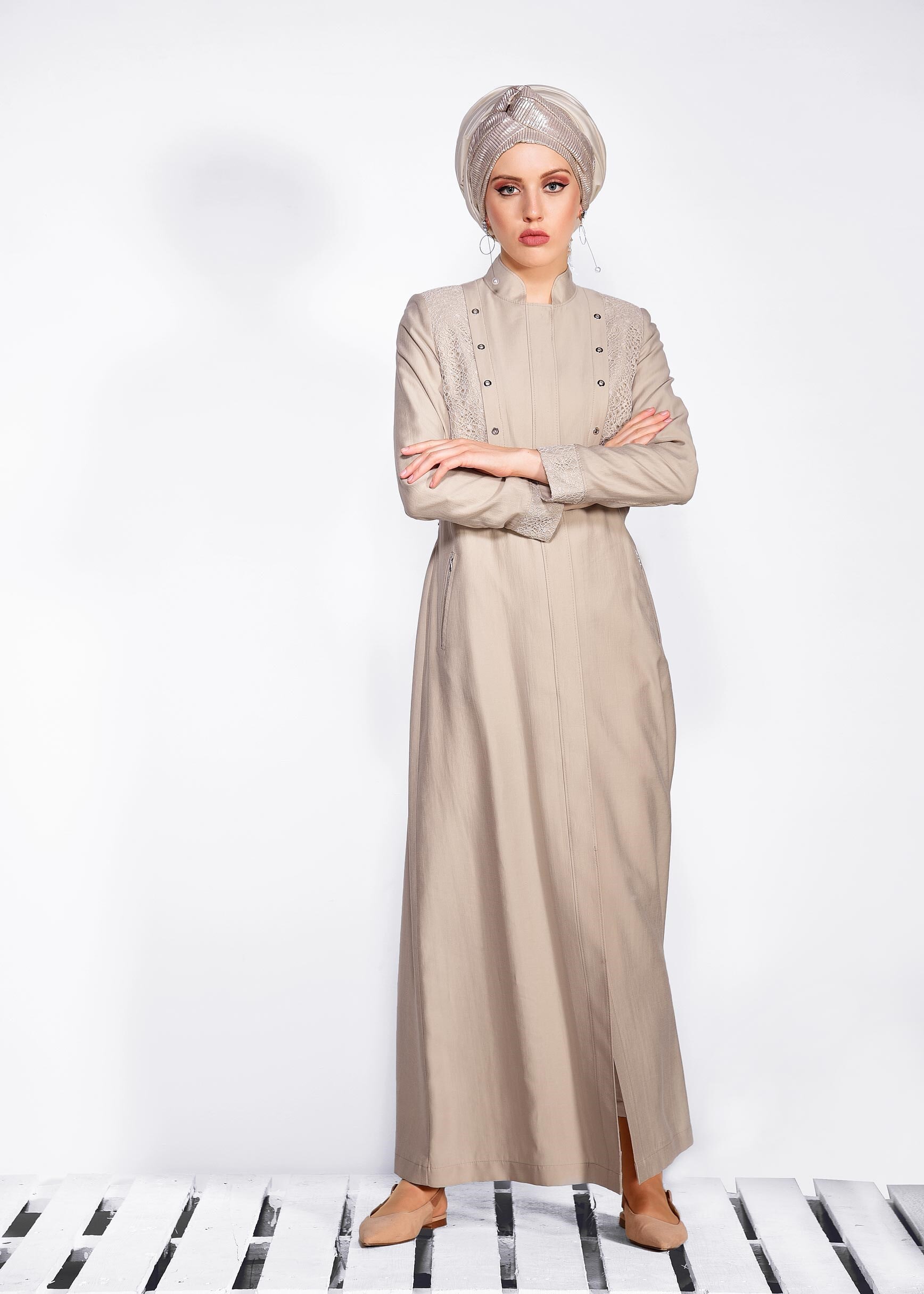 Tesettür giyim BEJ KUŞGÖZÜ DETAYLI PARDESÜ 1253