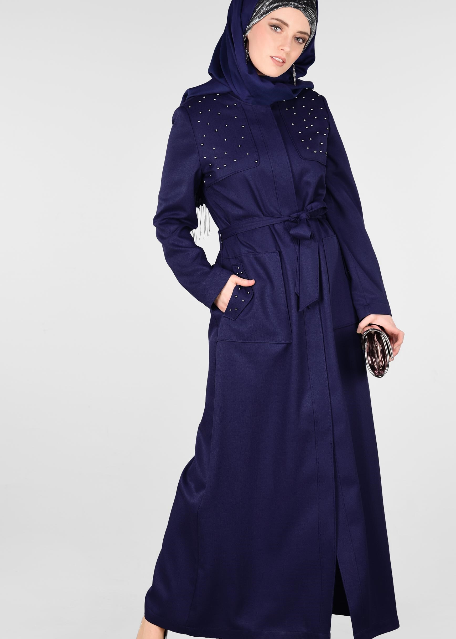 Tesettür giyim LACİVERT BONCUK İŞLEMELİ KUŞAKLI PARDESÜ 1254