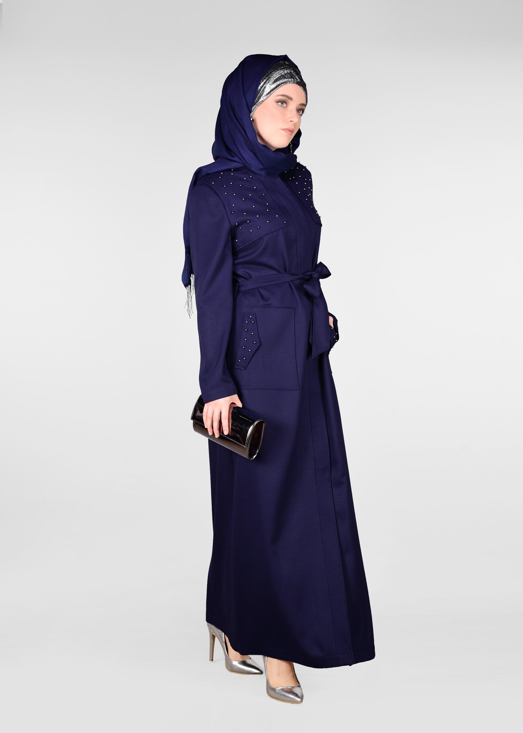 Tesettür giyim LACİVERT BONCUK İŞLEMELİ KUŞAKLI PARDESÜ 1254