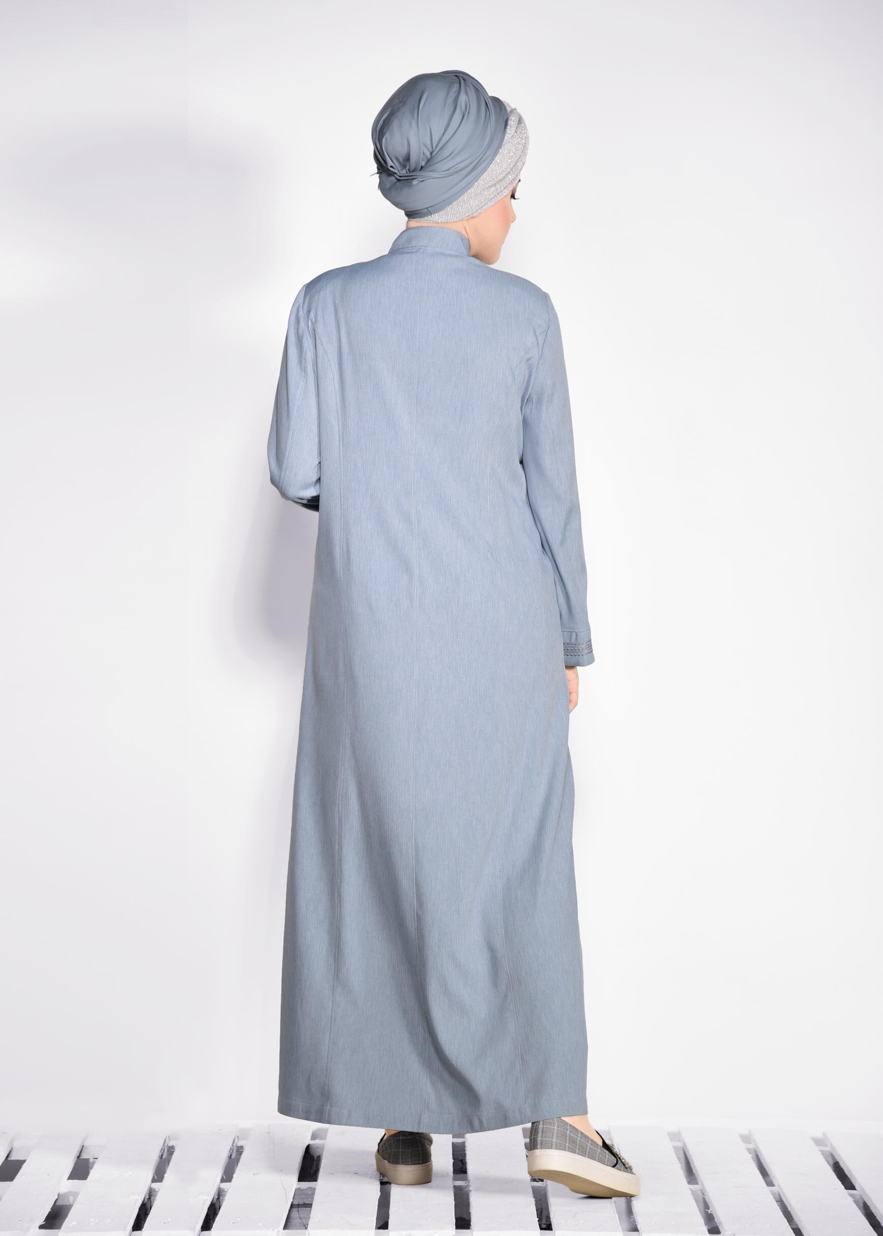 Tesettür giyim MAVİ PULLU NAKIŞLI PARDESÜ 1267