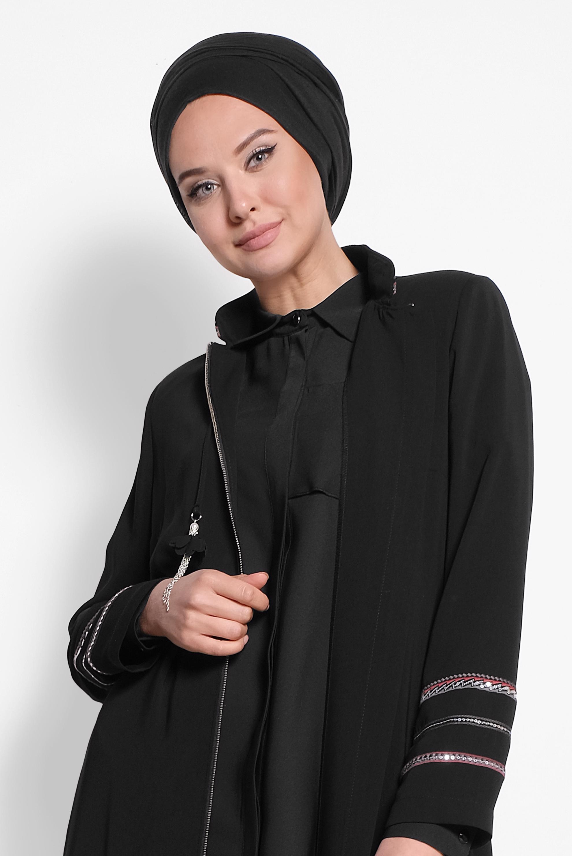 Tesettür giyim SİYAH HAKİM YAKA PUL İŞLEMELİ PARDESÜ 1278