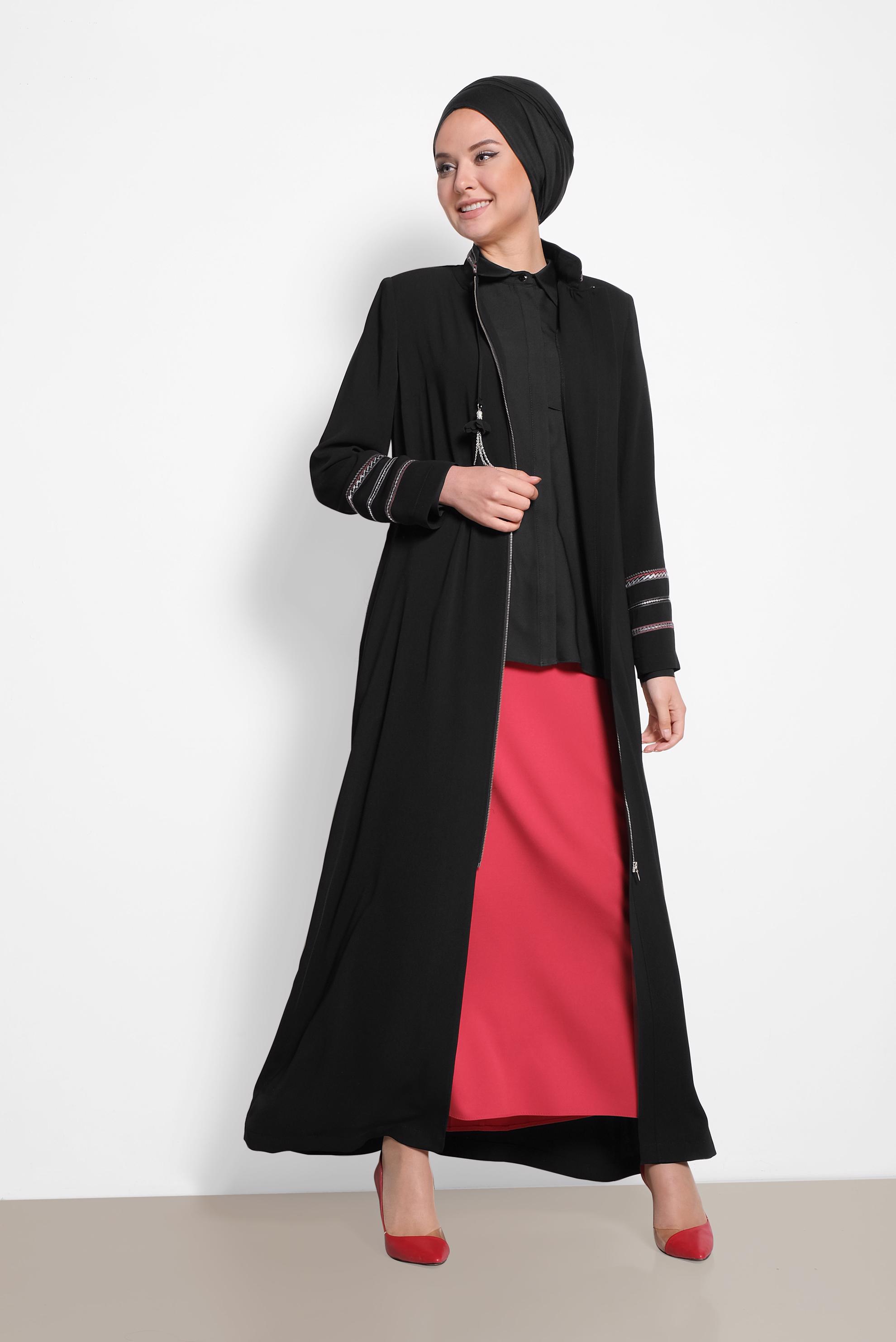 Tesettür giyim SİYAH HAKİM YAKA PUL İŞLEMELİ PARDESÜ 1278