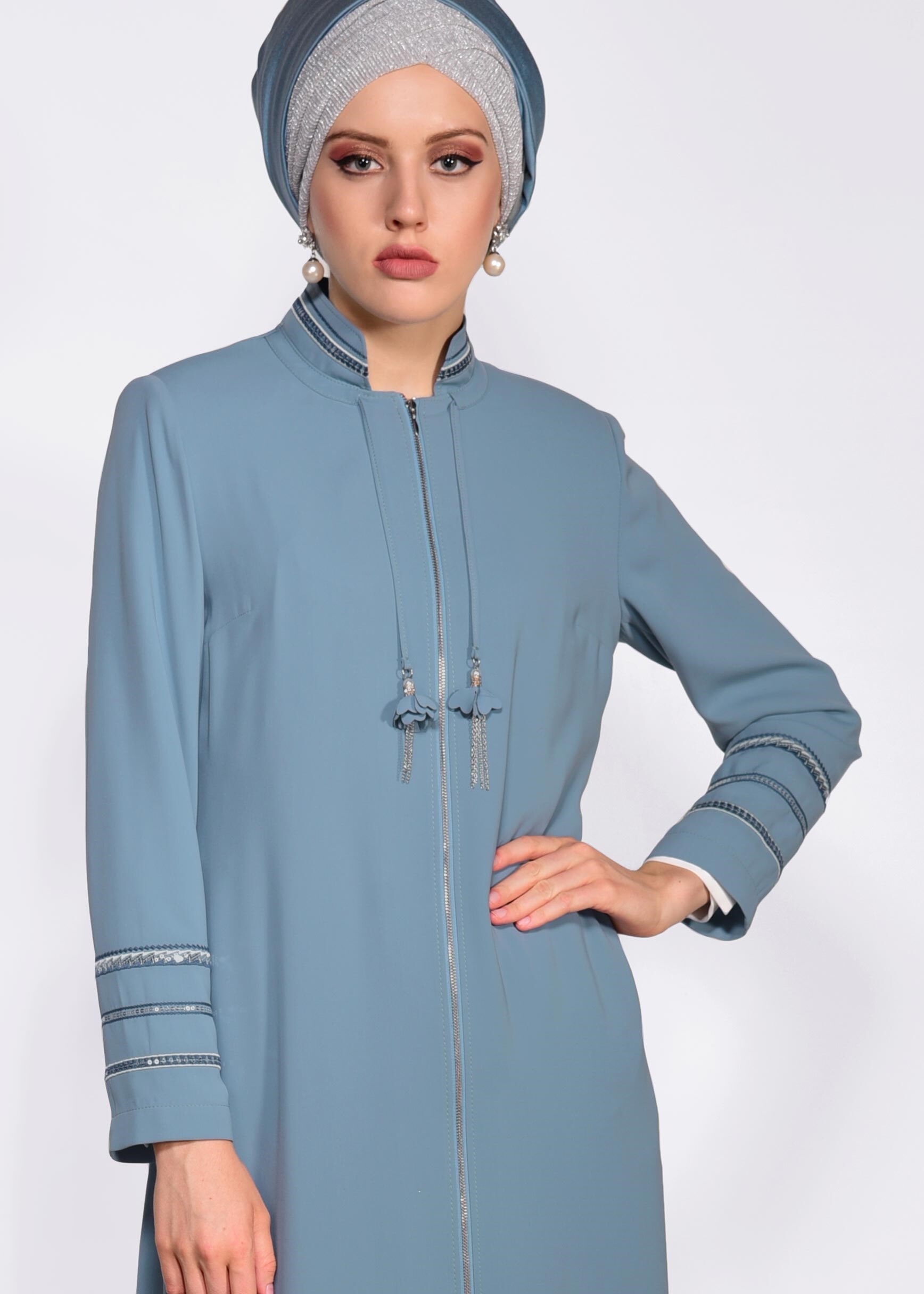 Tesettür giyim MAVİ HAKİM YAKA PUL İŞLEMELİ PARDESÜ 1278