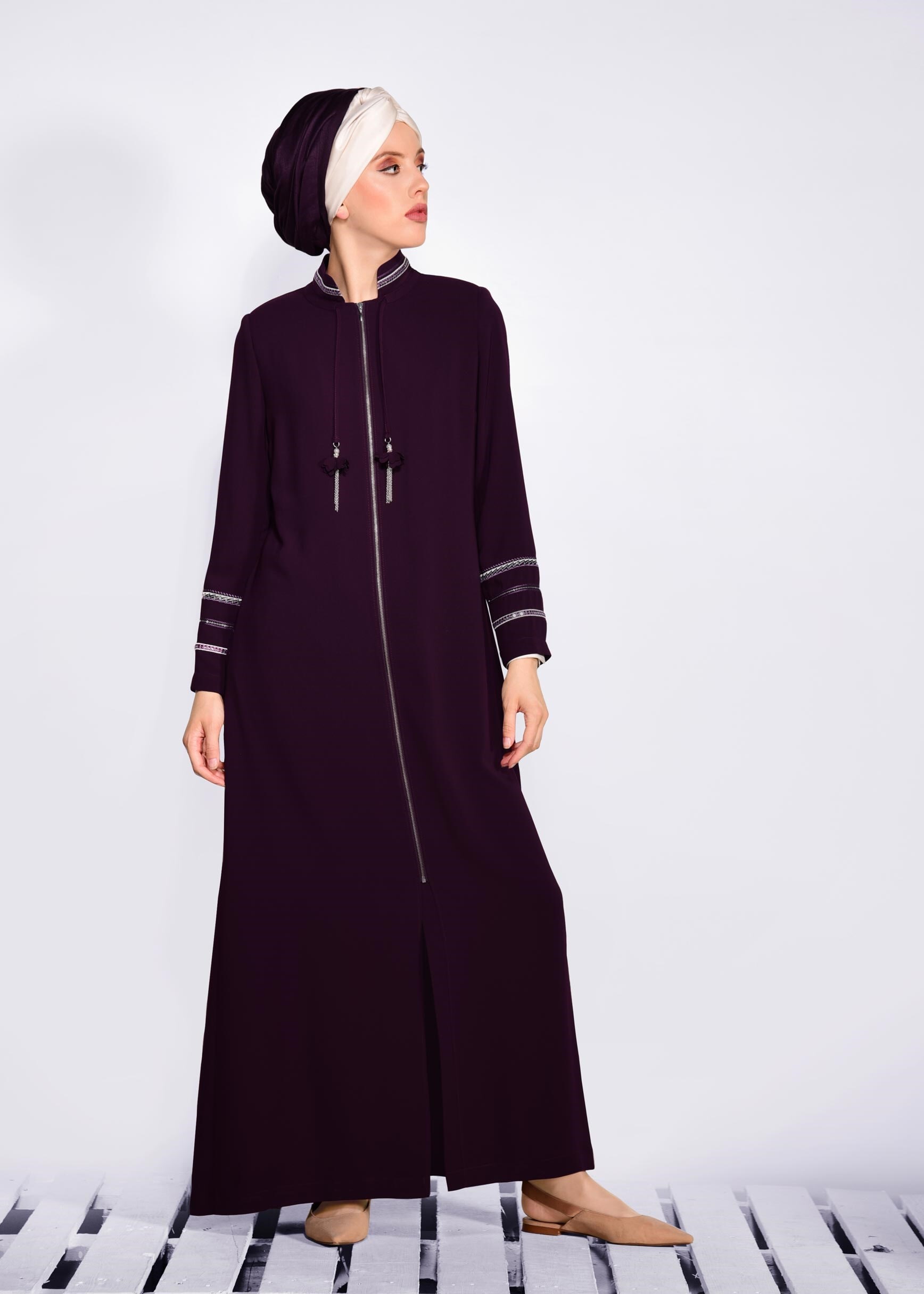 Tesettür giyim BORDO HAKİM YAKA PUL İŞLEMELİ PARDESÜ 1278