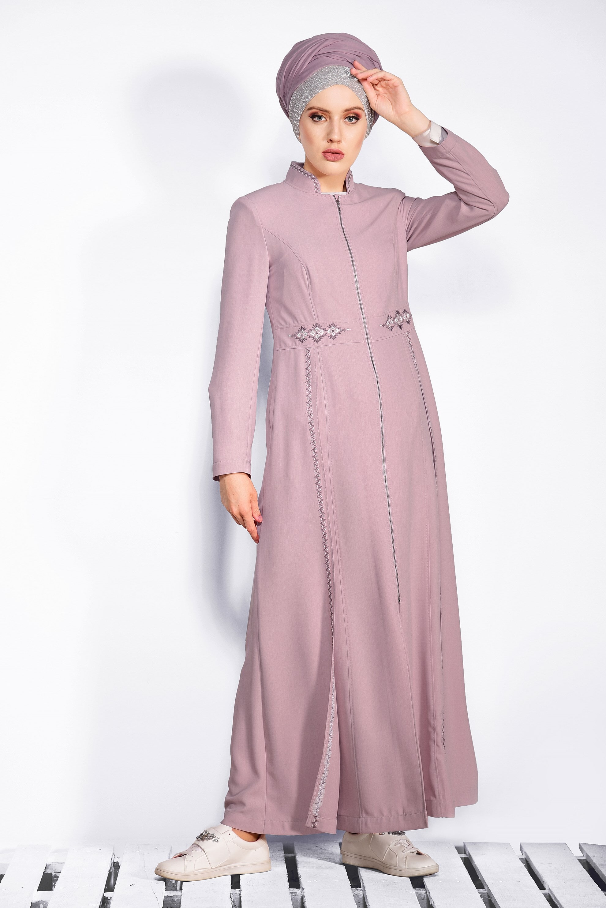 Tesettür giyim PUDRA NAKIŞ DETAYLI PARDESÜ 1280