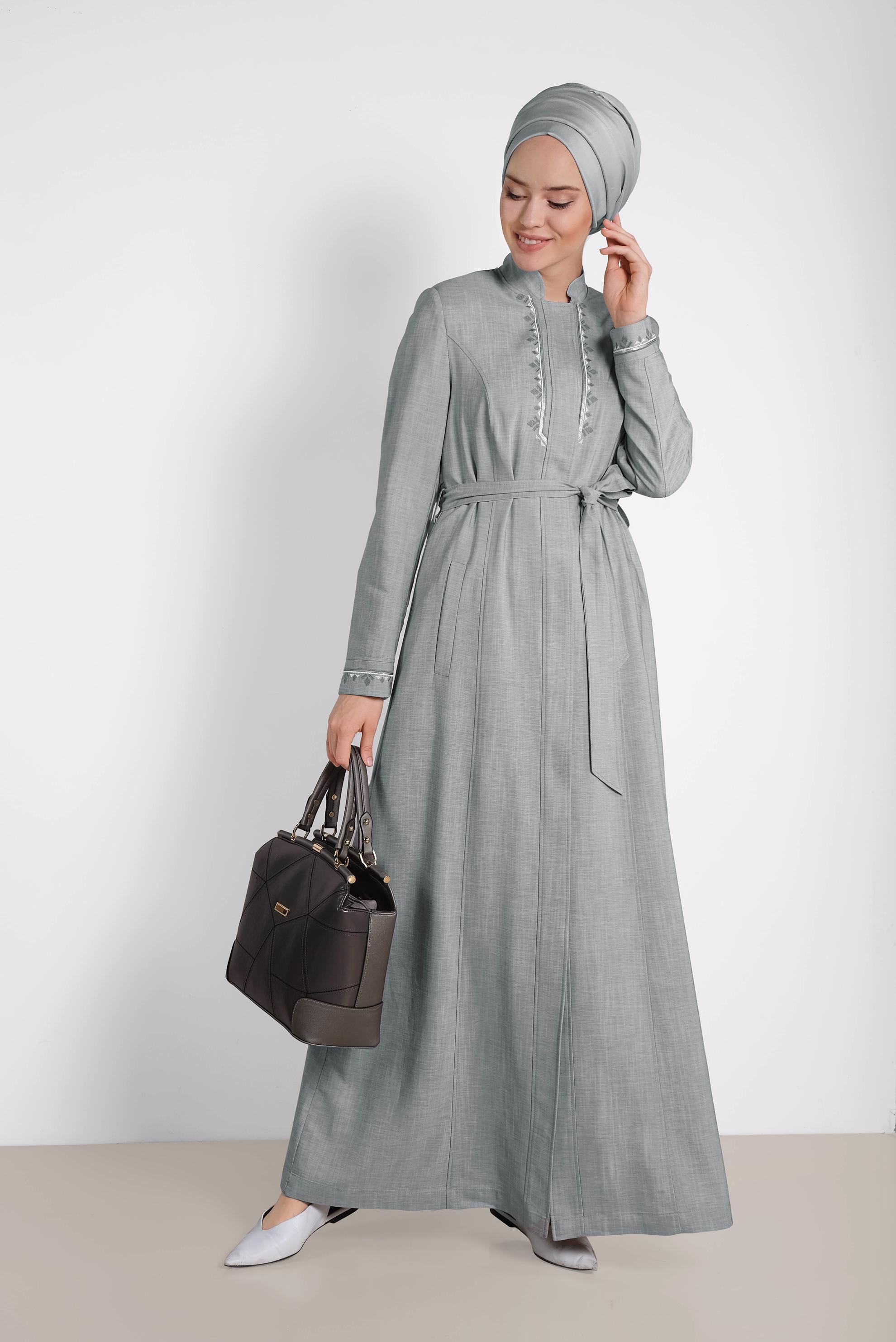 Tesettür giyim GRİ GİZLİ DÜĞMELİ KUŞAKLI PARDESÜ 1287